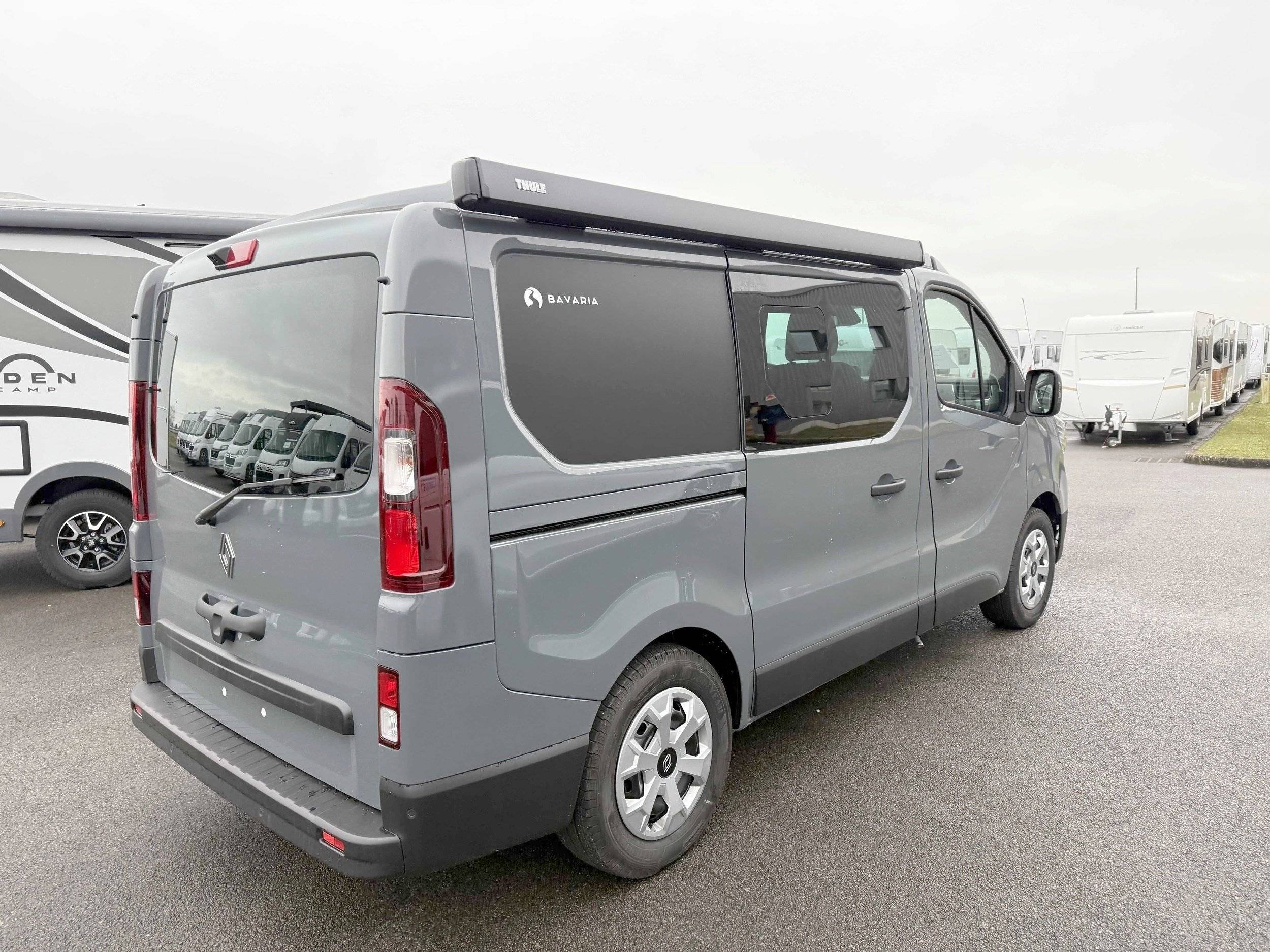 Bavaria Trafic 2,5 l 150 ch
