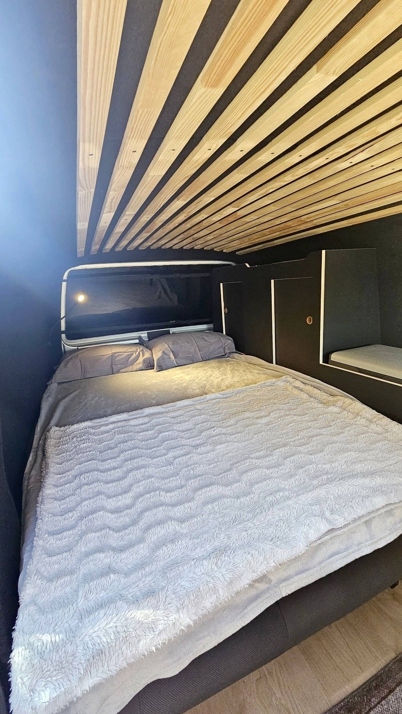 Berth Volkswagen T6 2,0 l 102 ch - Yescapa