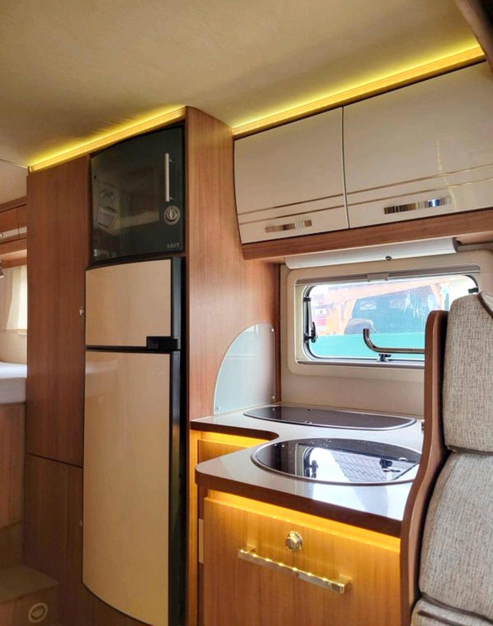 Eura Mobil 710 Hb