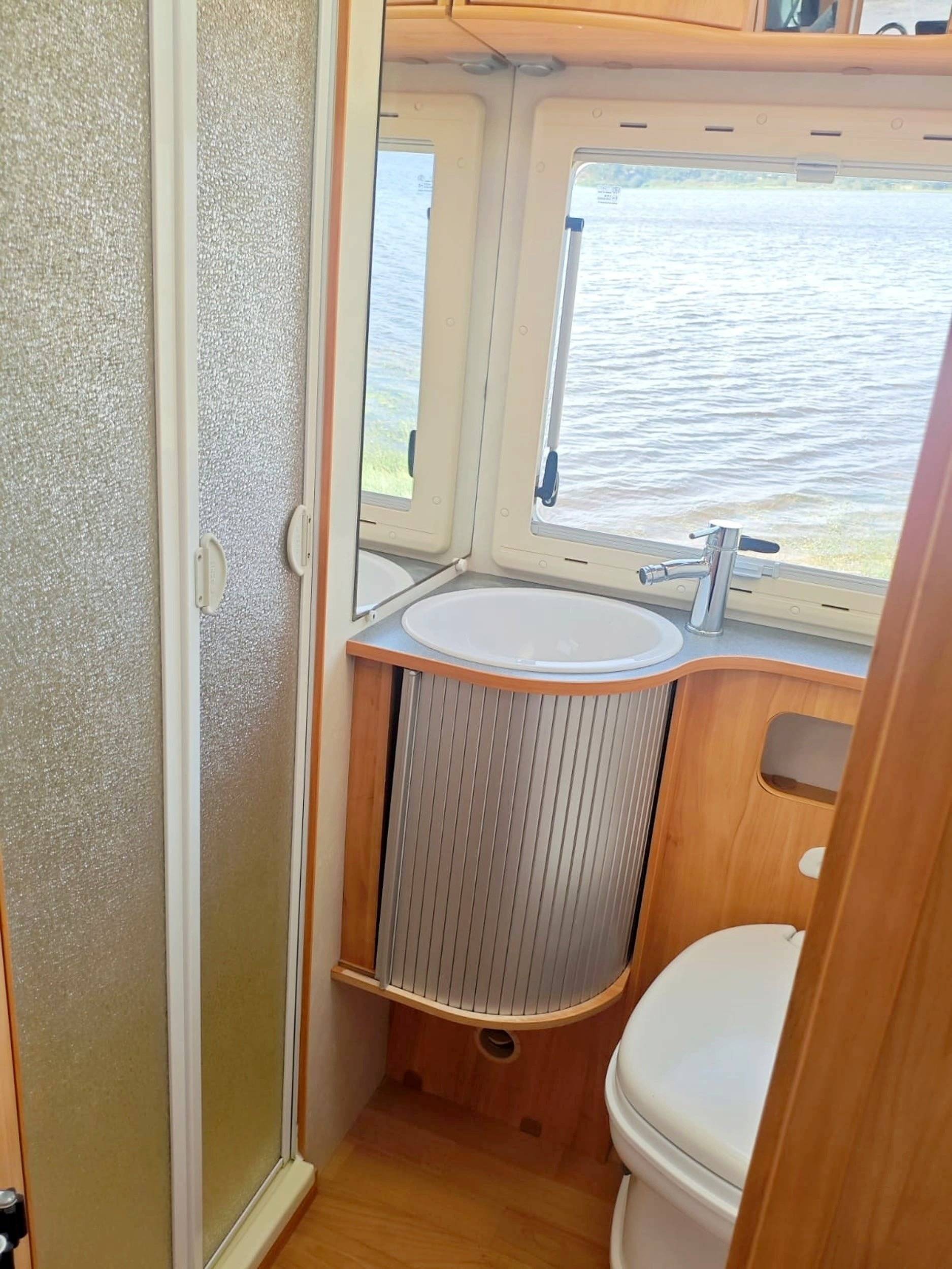 Adria 2,3 l 130 ch