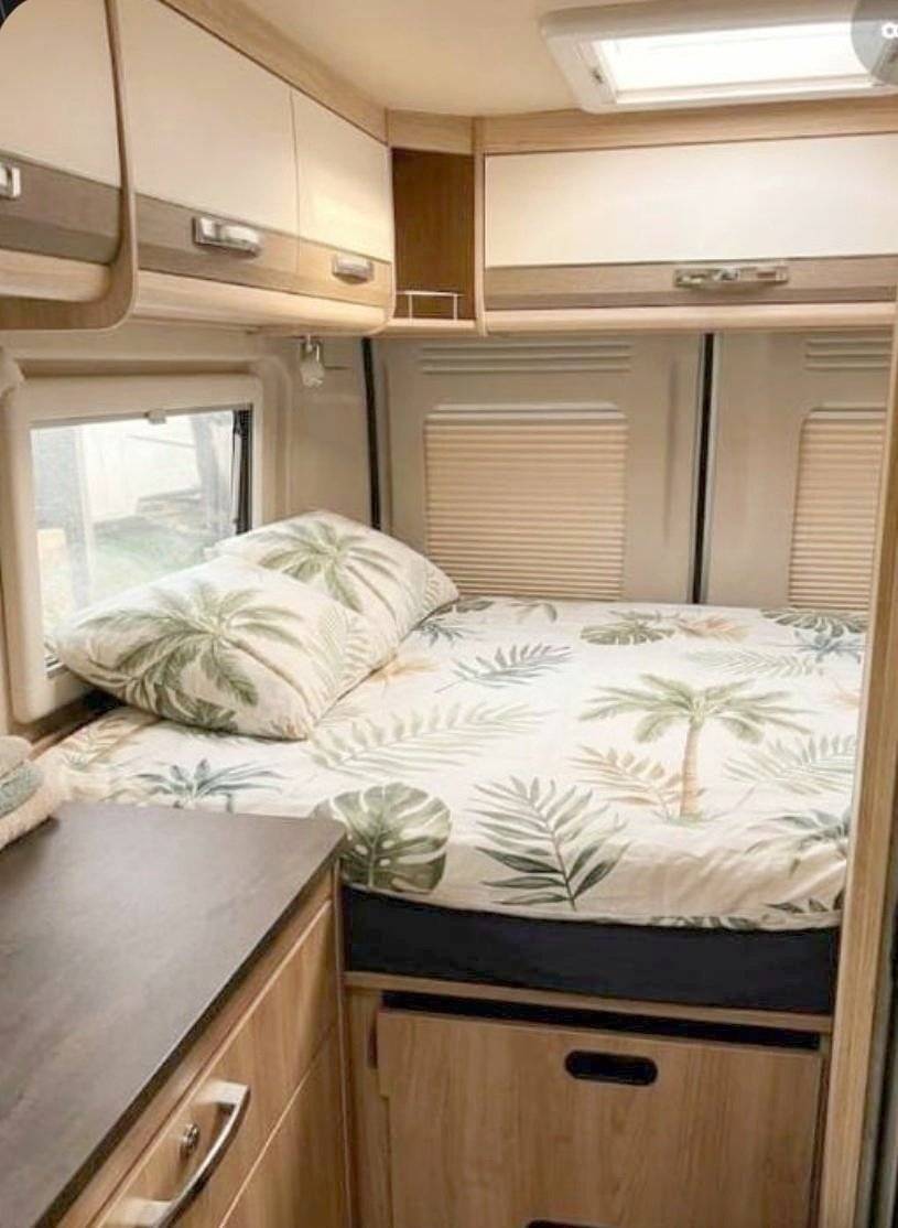 Berth Citroën 2.2L 140CV - Yescapa