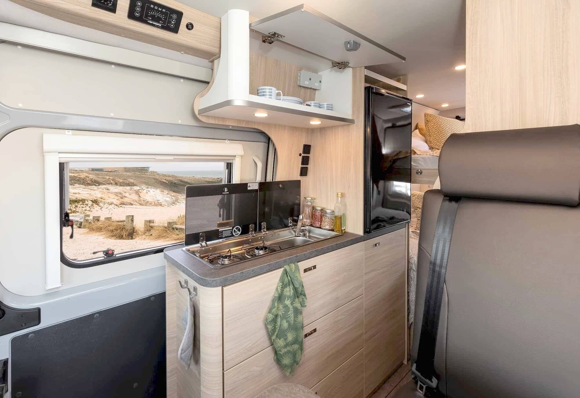 Autre Eu Active Bunk 4 Auto Base Eu Active Bunk 4 Auto Base - Yescapa