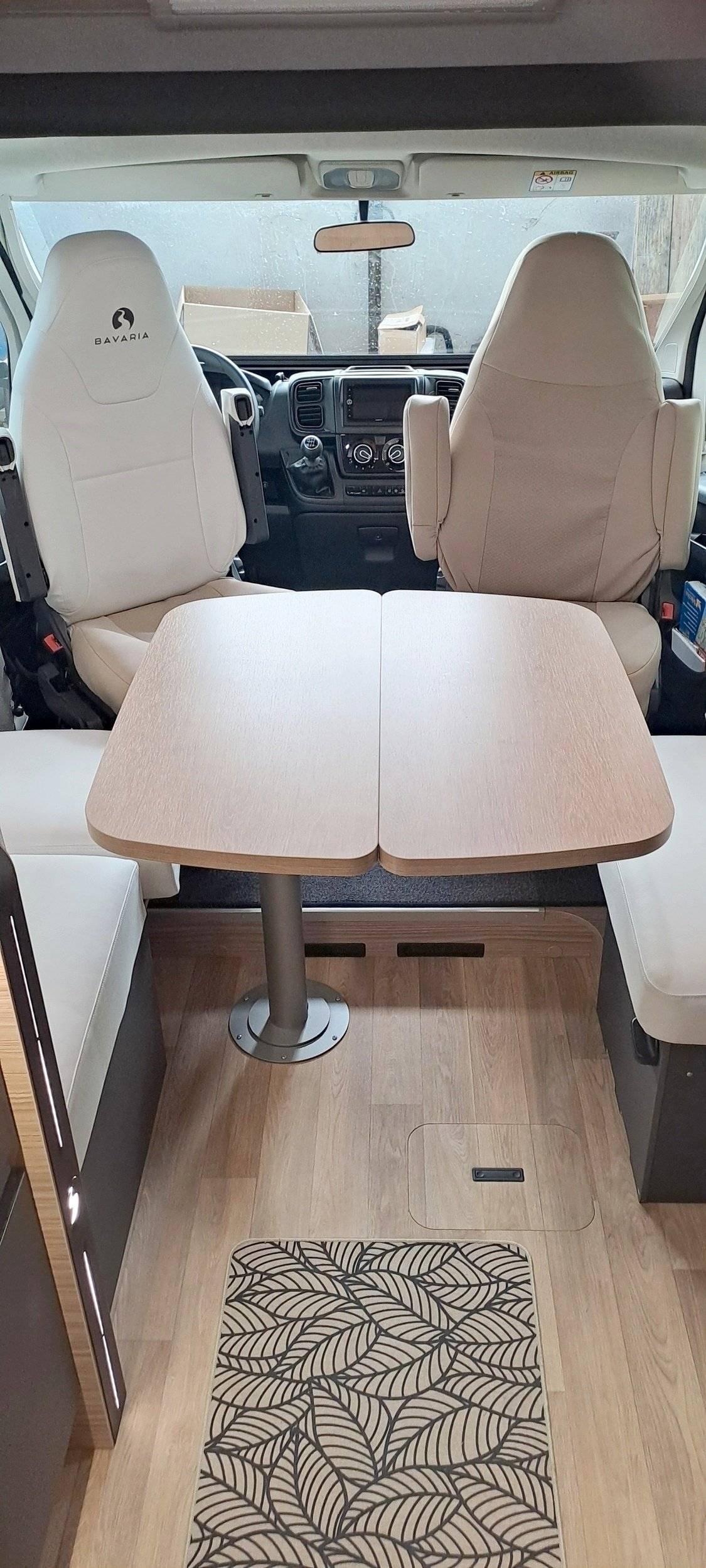 Comedor Fiat Ducato 2,2 140cv - Yescapa