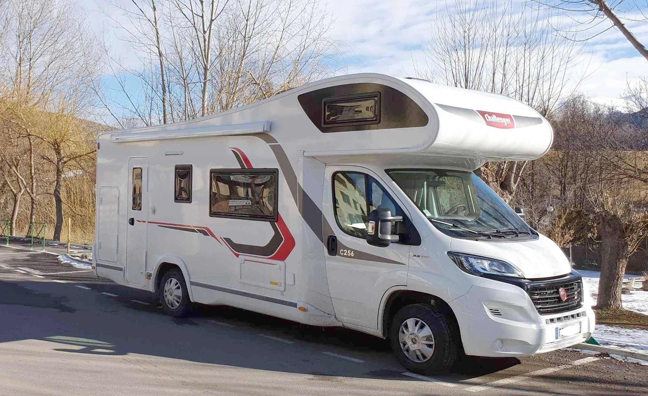 Challenger Challenger C256 VIP