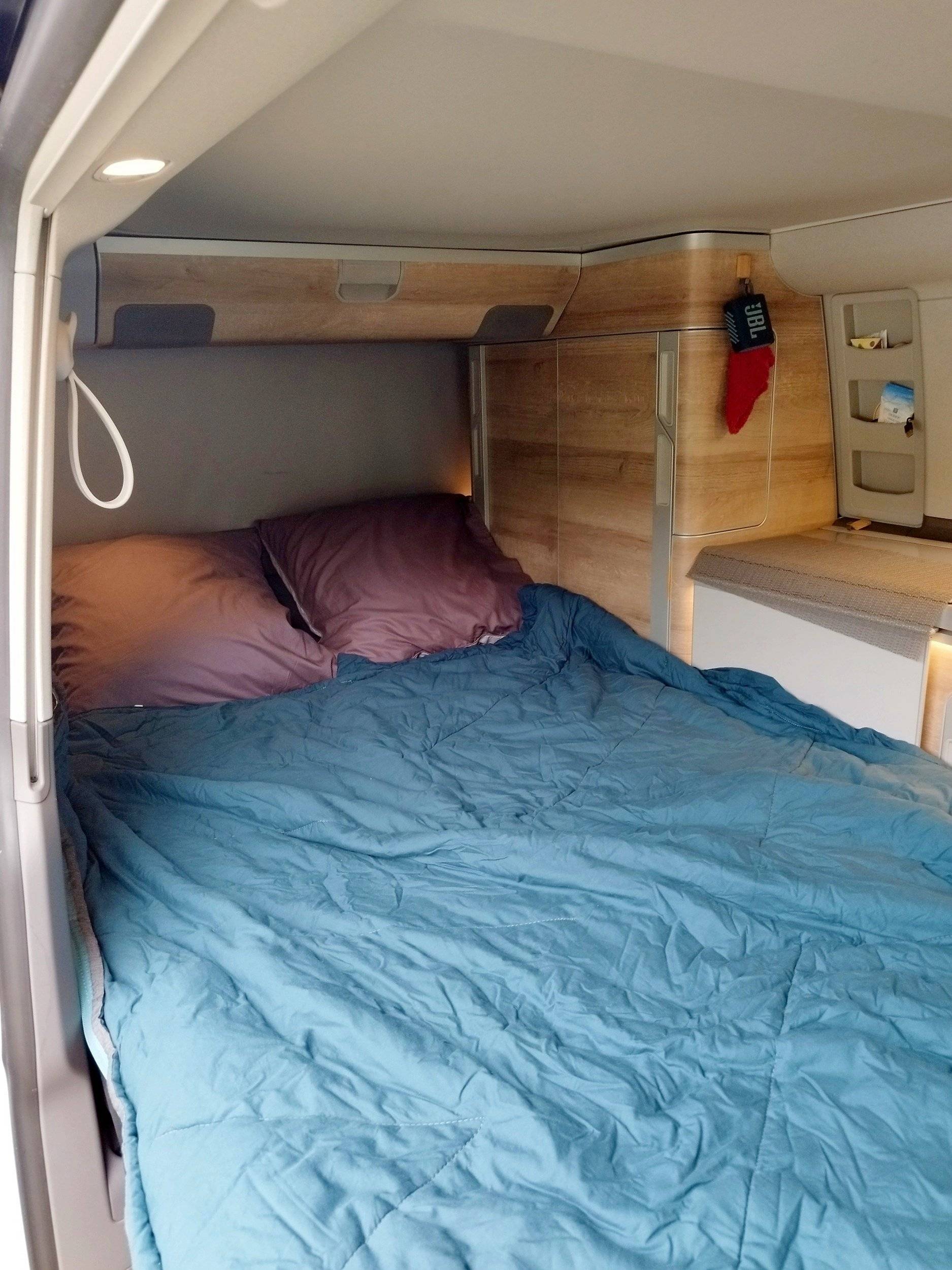 Schlafplätze Volkswagen T6.1 California Coast 150ch - Yescapa