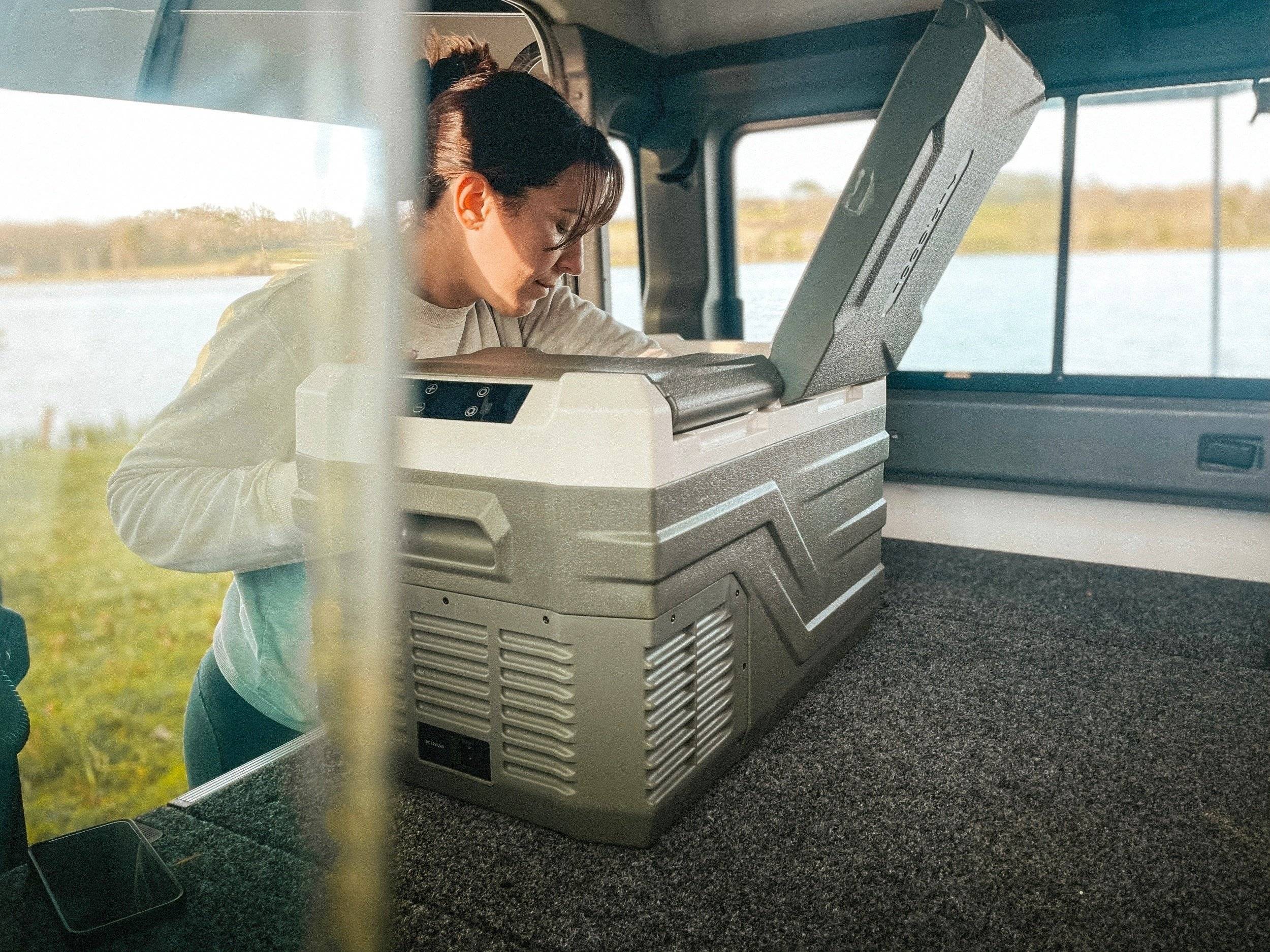Angolo cucina Land Rover Defender - Yescapa