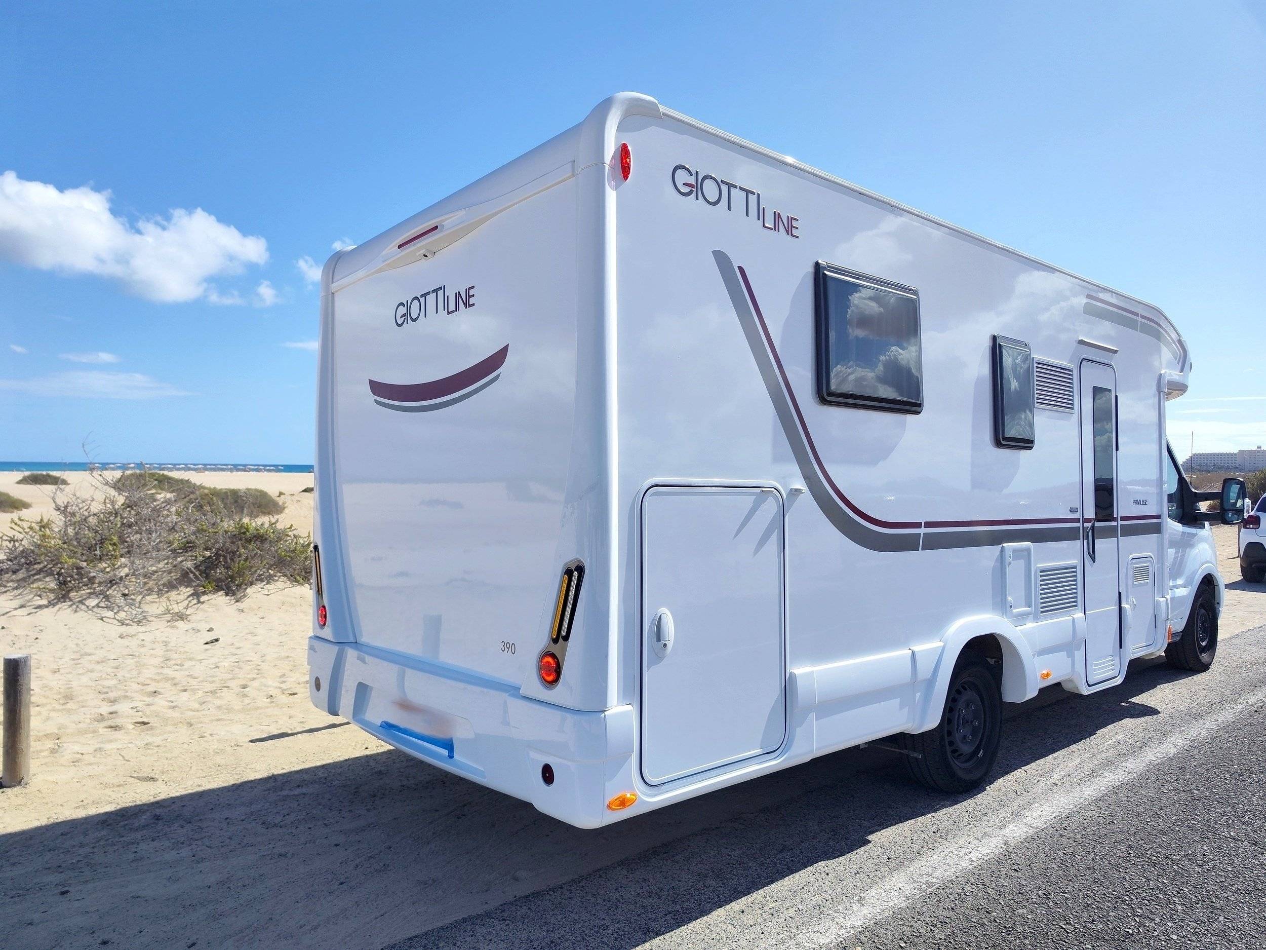 Giottiline CAMA ISLA 390 GOZACAMPER