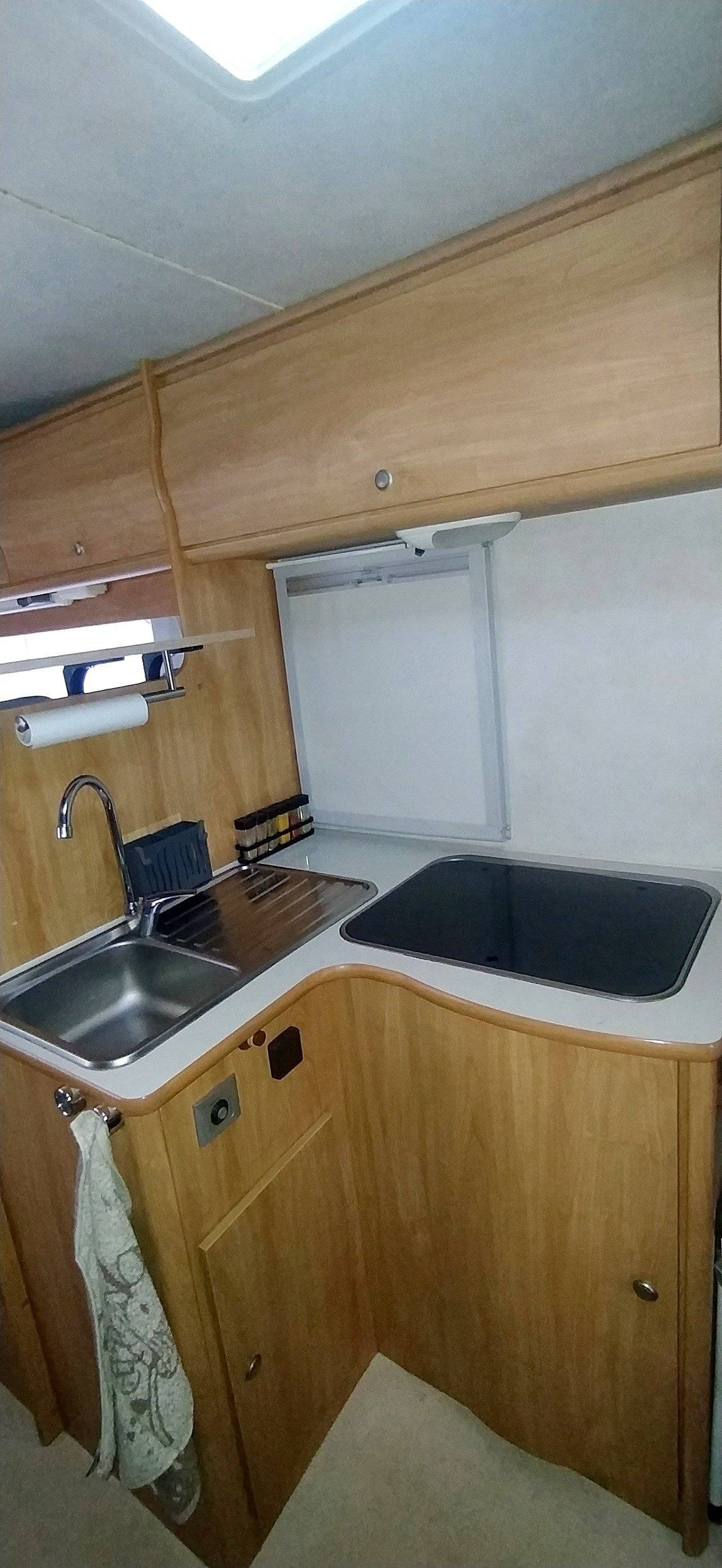 Coin cuisine Ford ford transit - Yescapa