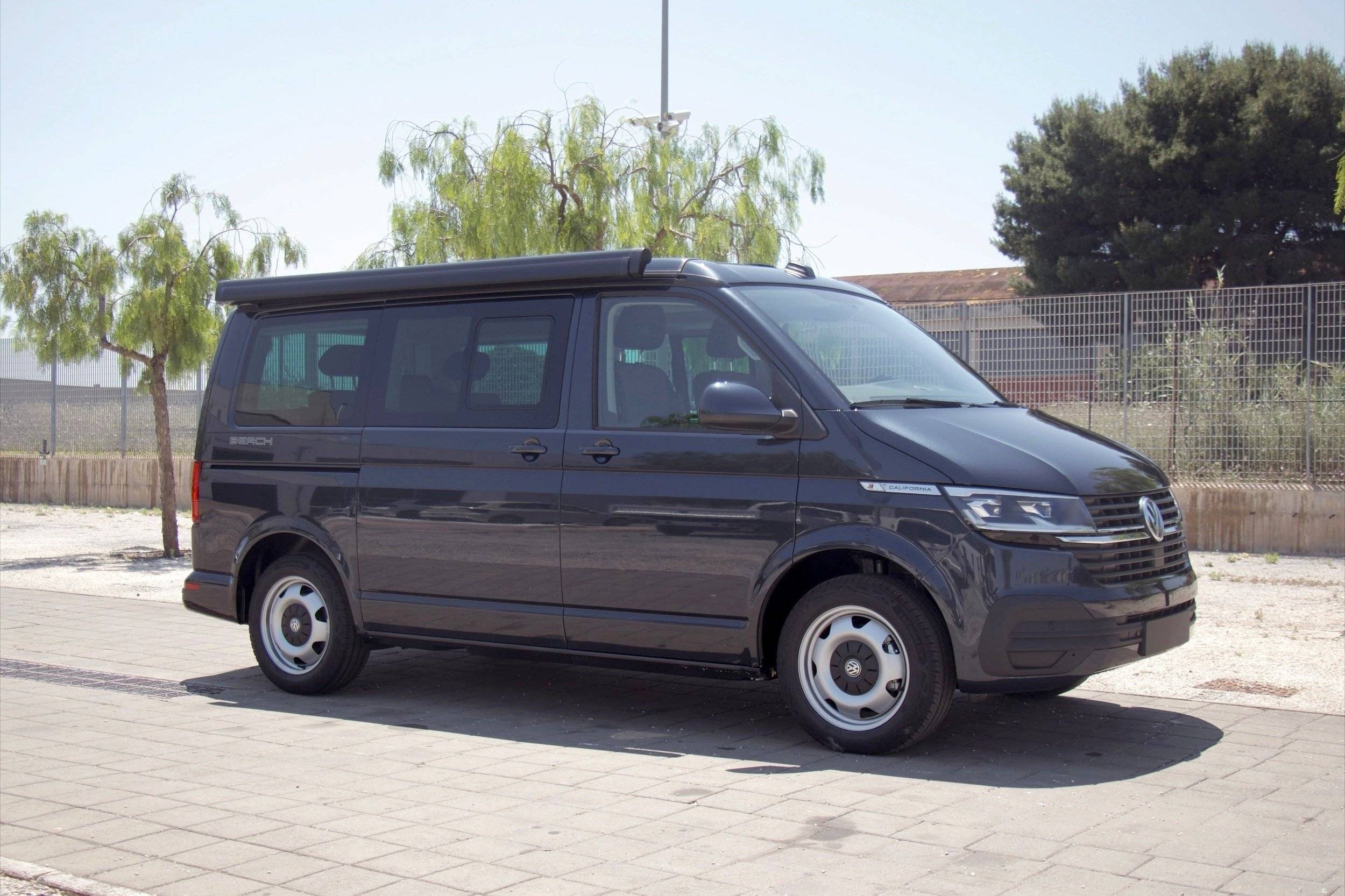 Volkswagen California Beach