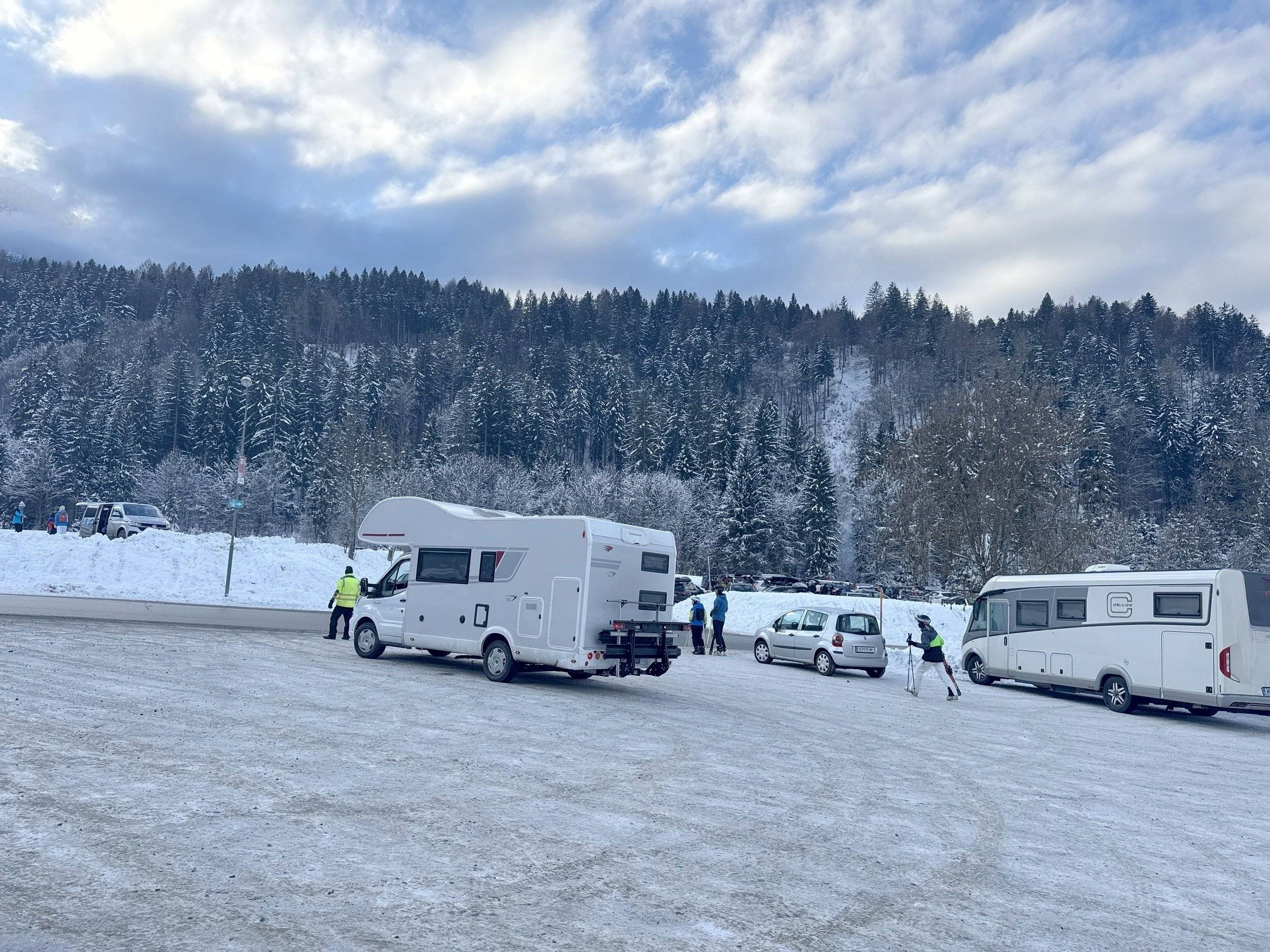 Select 277 Alkoven 7 Sitze Transit