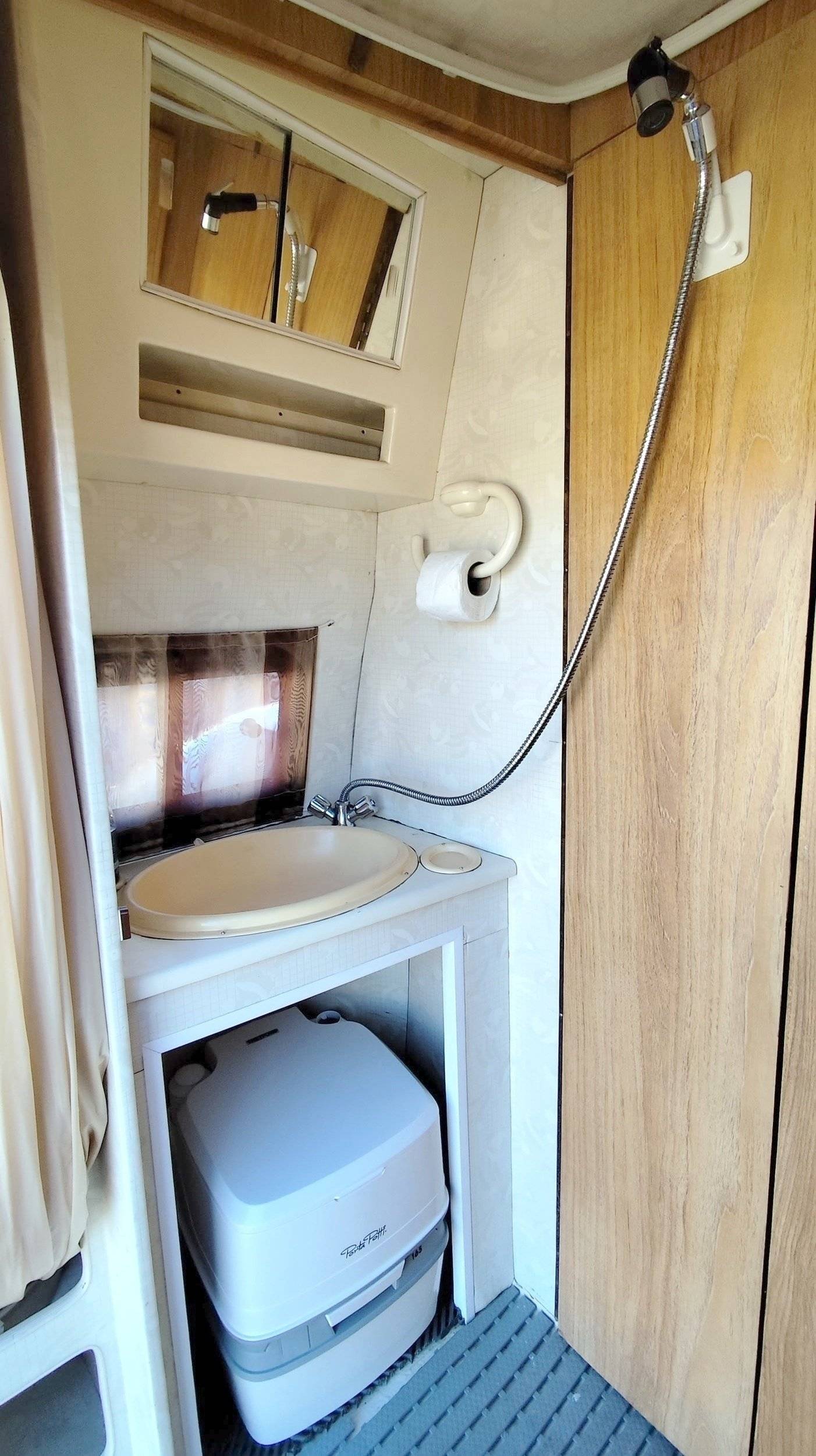 Camper Track Andrade