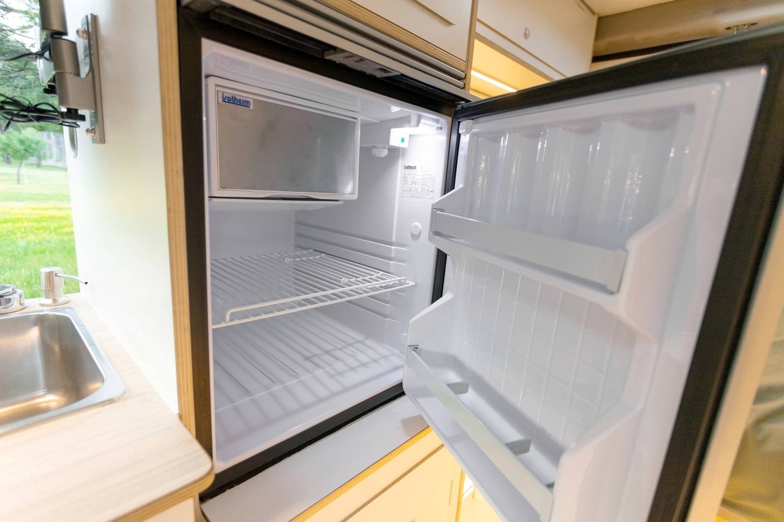 Schlafplätze Fiat Ducato 120 Multijet - Yescapa