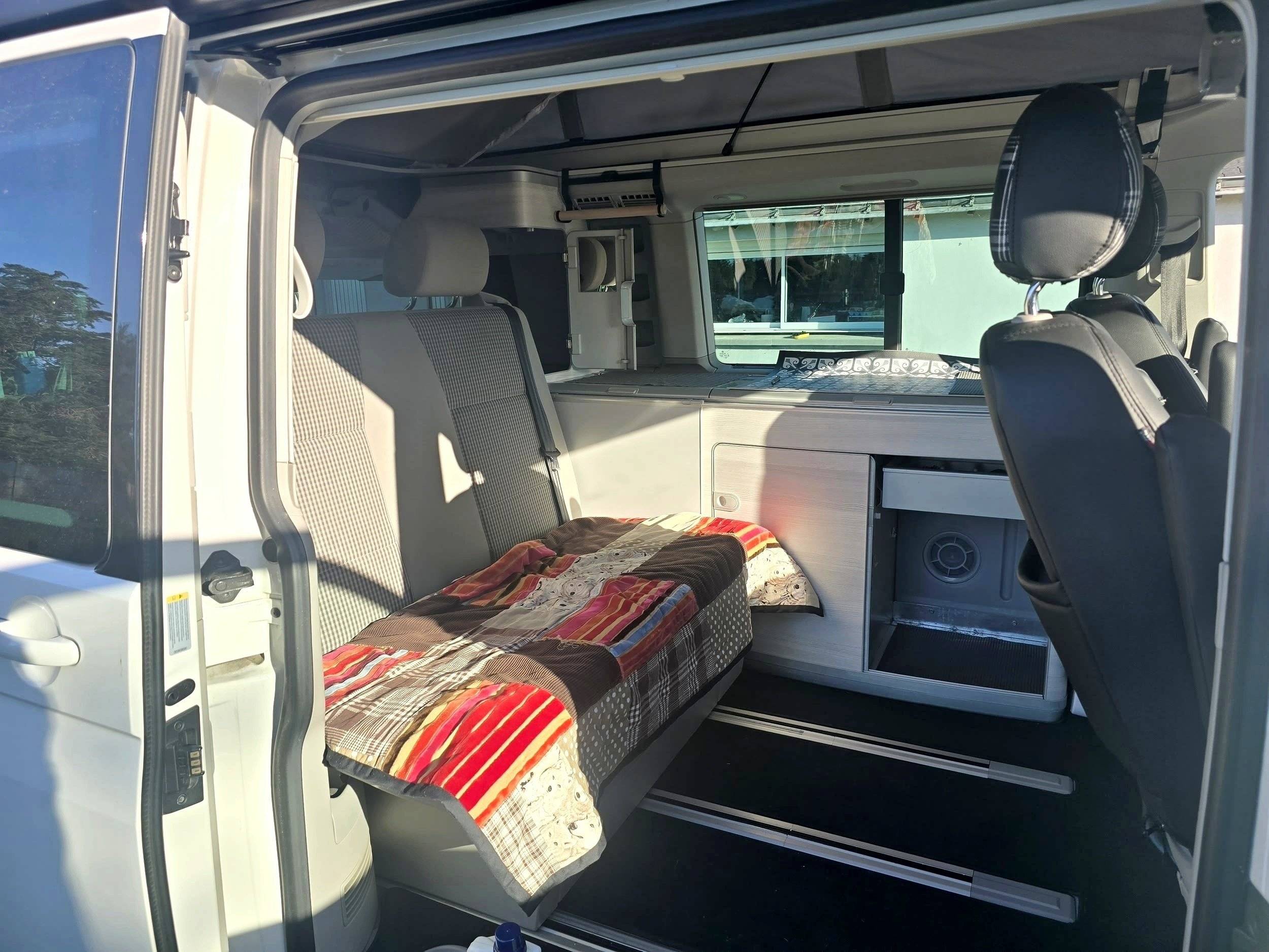 Volkswagen T6 California Coast