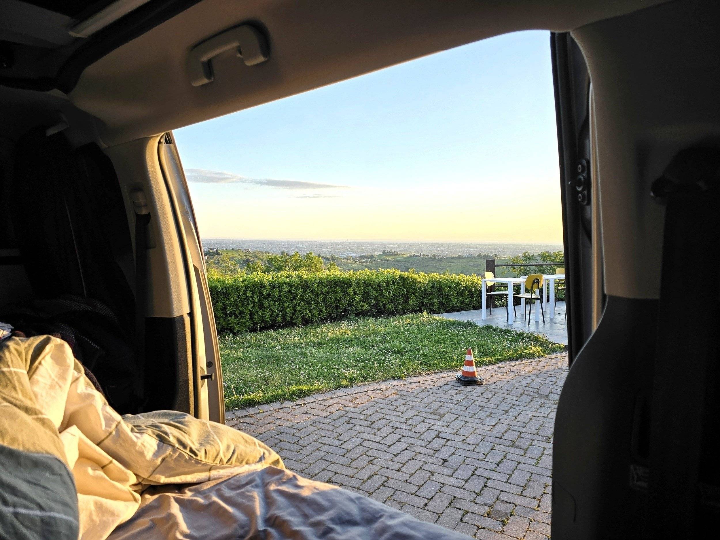 Berth Opel Zafira life - Yescapa