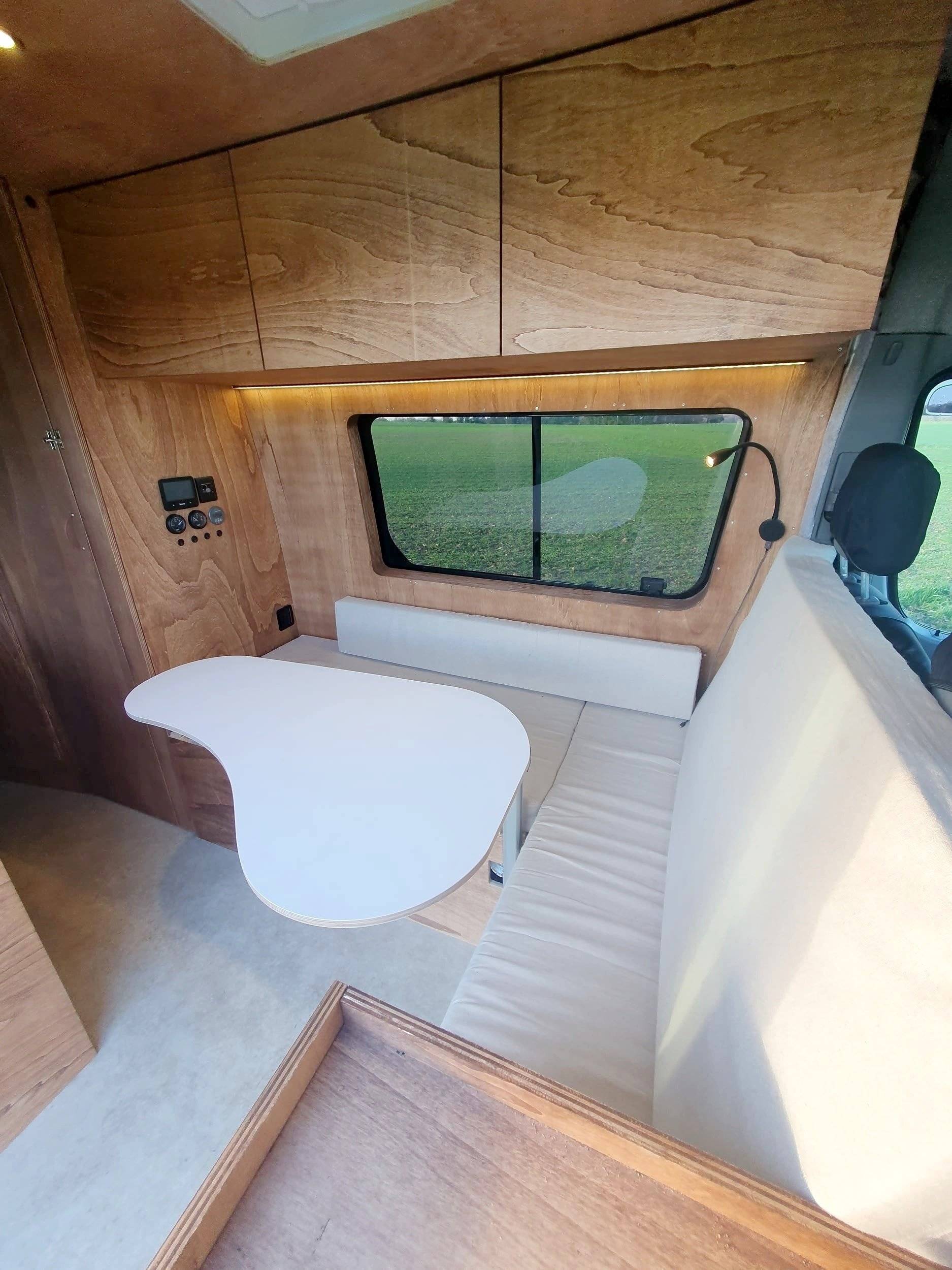 Volkswagen Crafter 2,5 l 140 ch