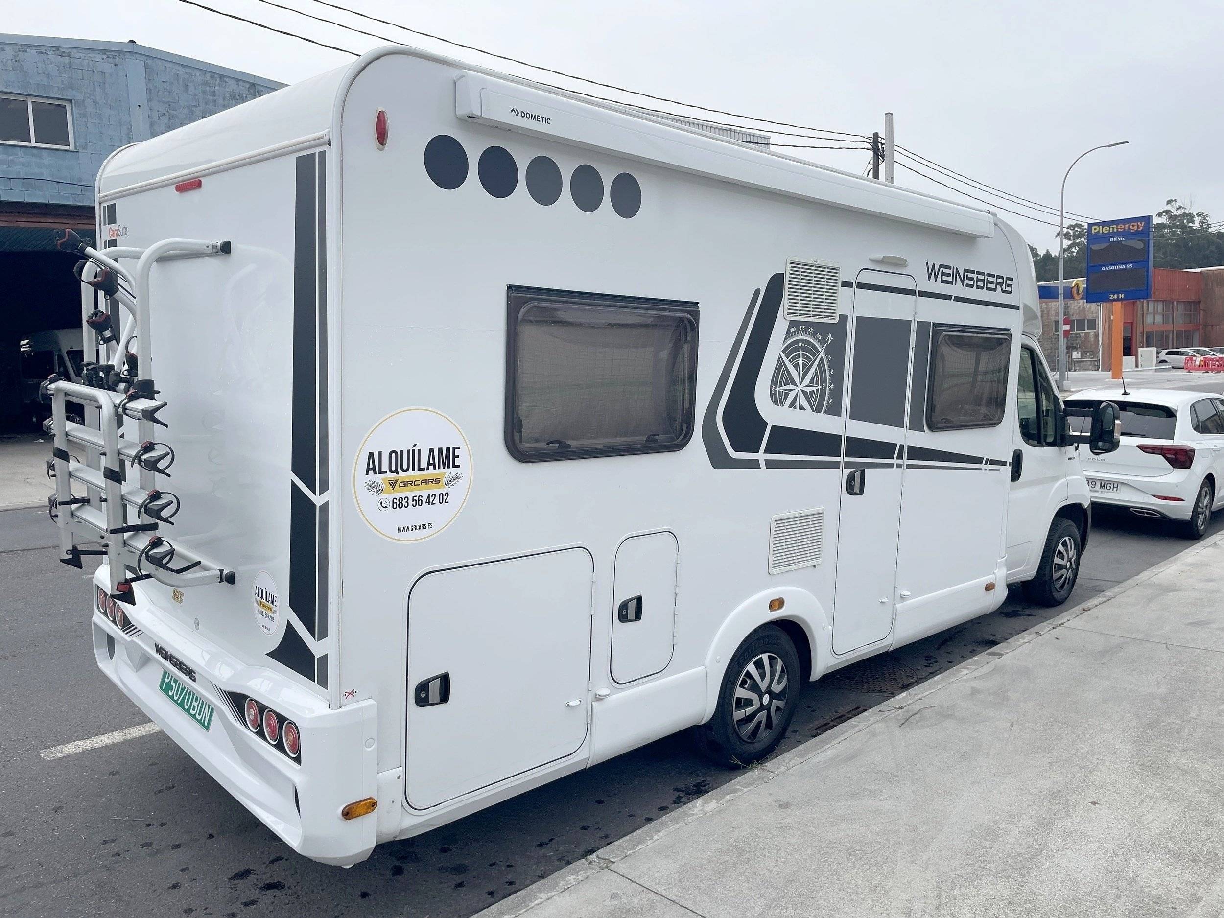 Voorkant 3/4 Fiat Ducato 2,2 l 120 ch - Yescapa