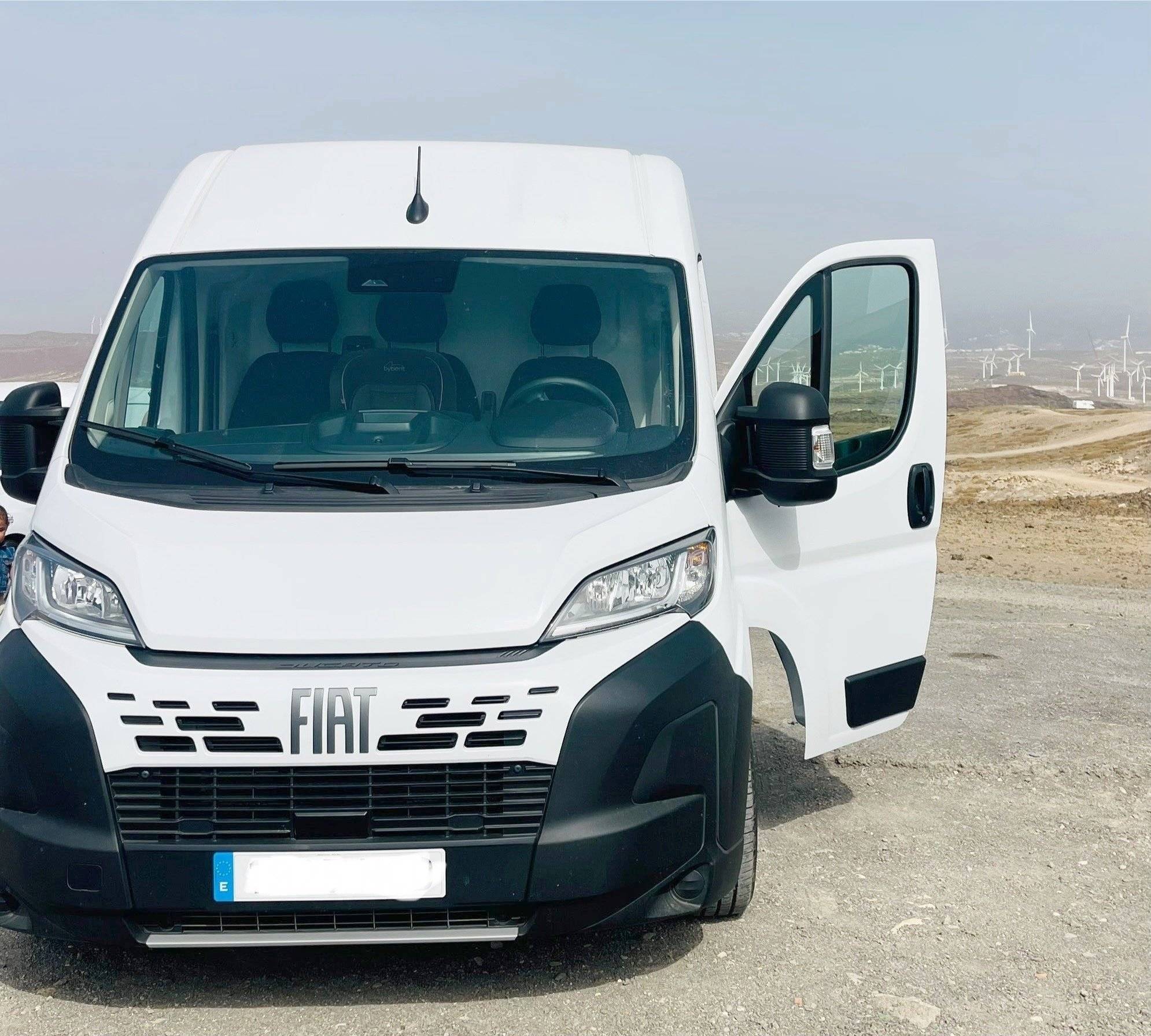 Front view from 3/4 Fiat Fiat Ducato 2.2 Multijet 160 cv - Yescapa