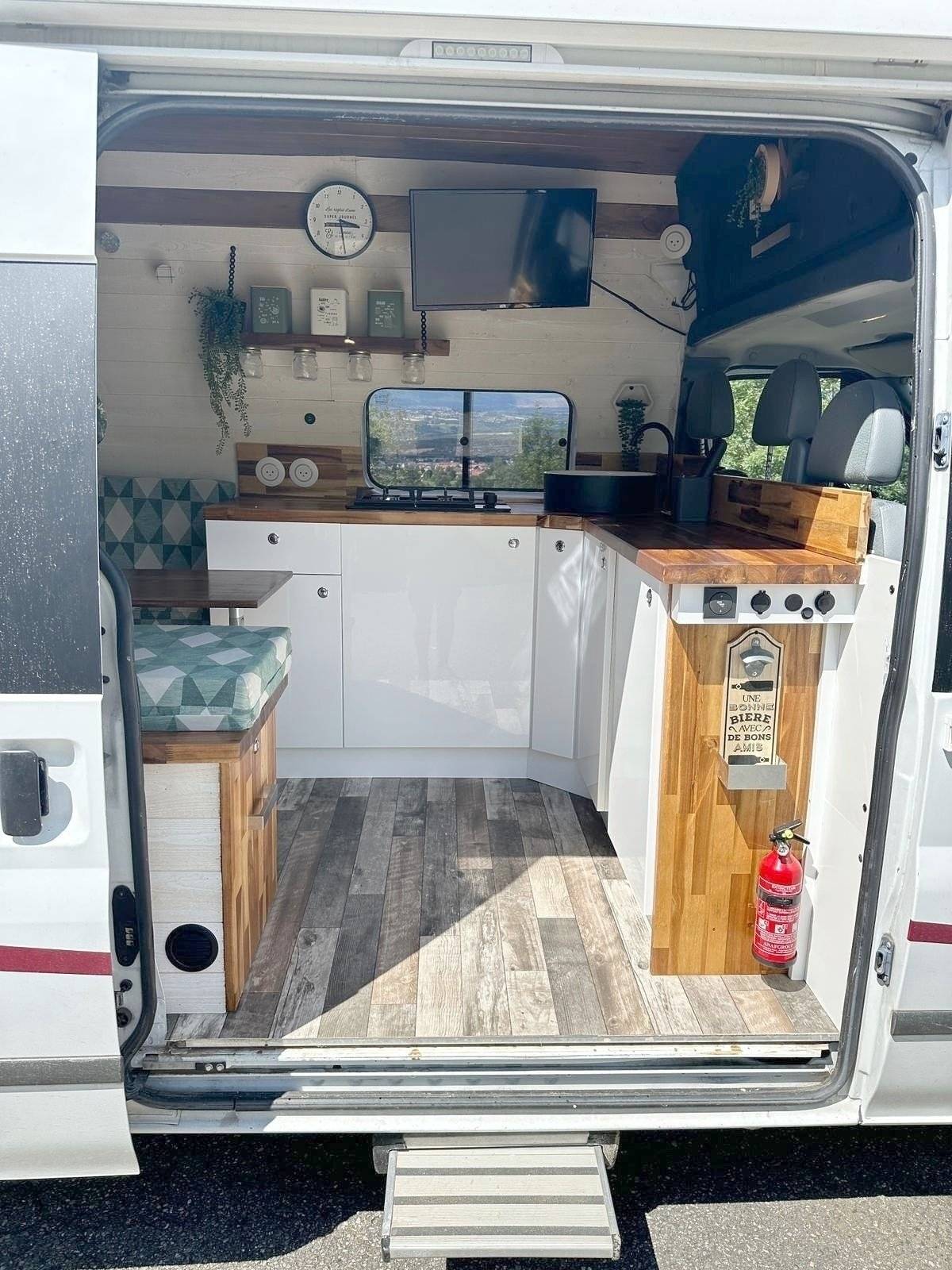 Sun Living ford transit