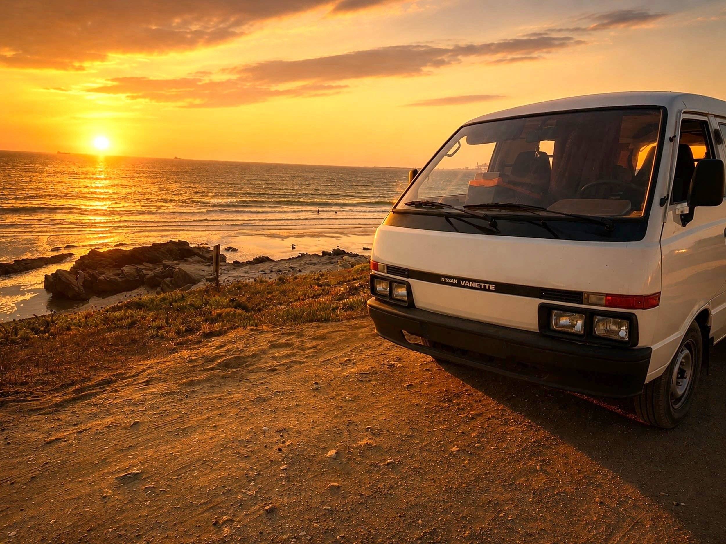 Voorkant 3/4 Nissan Vanette - Yescapa