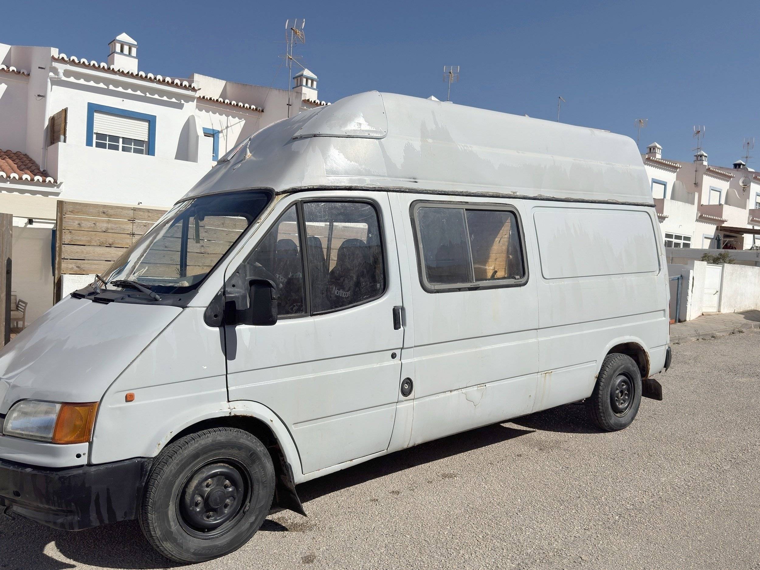 Custo Van Transit 2,0 l 115 ch