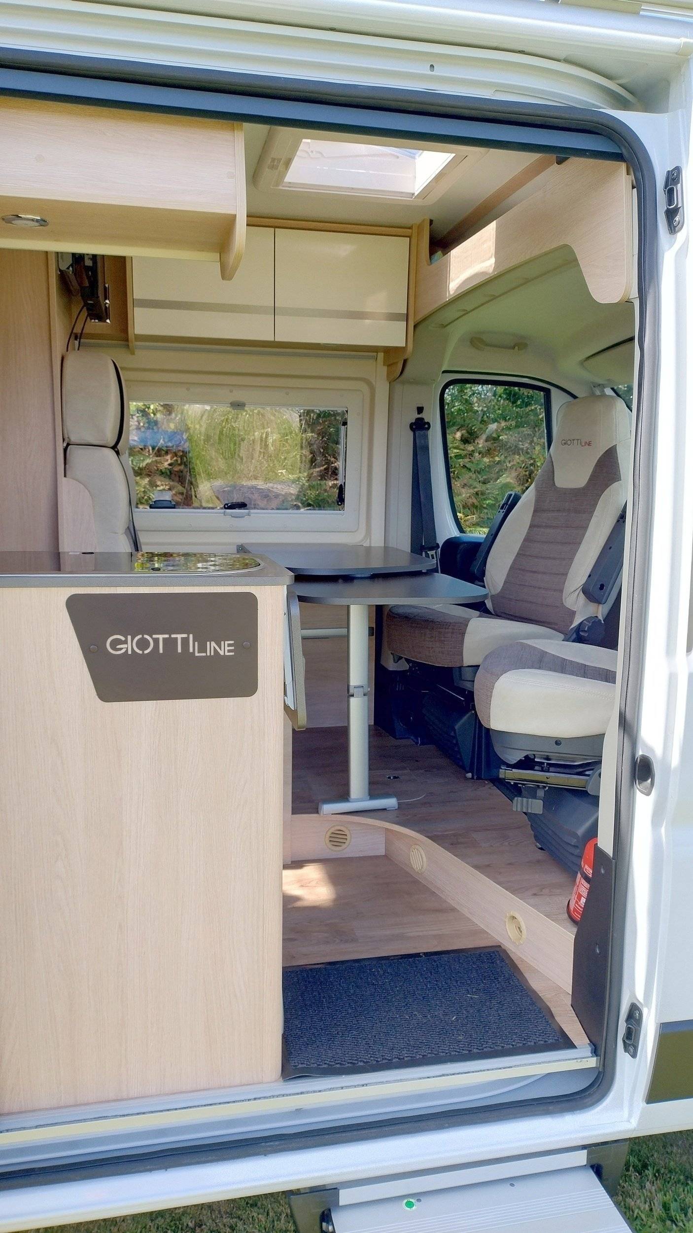 Eethoek Peugeot - Yescapa