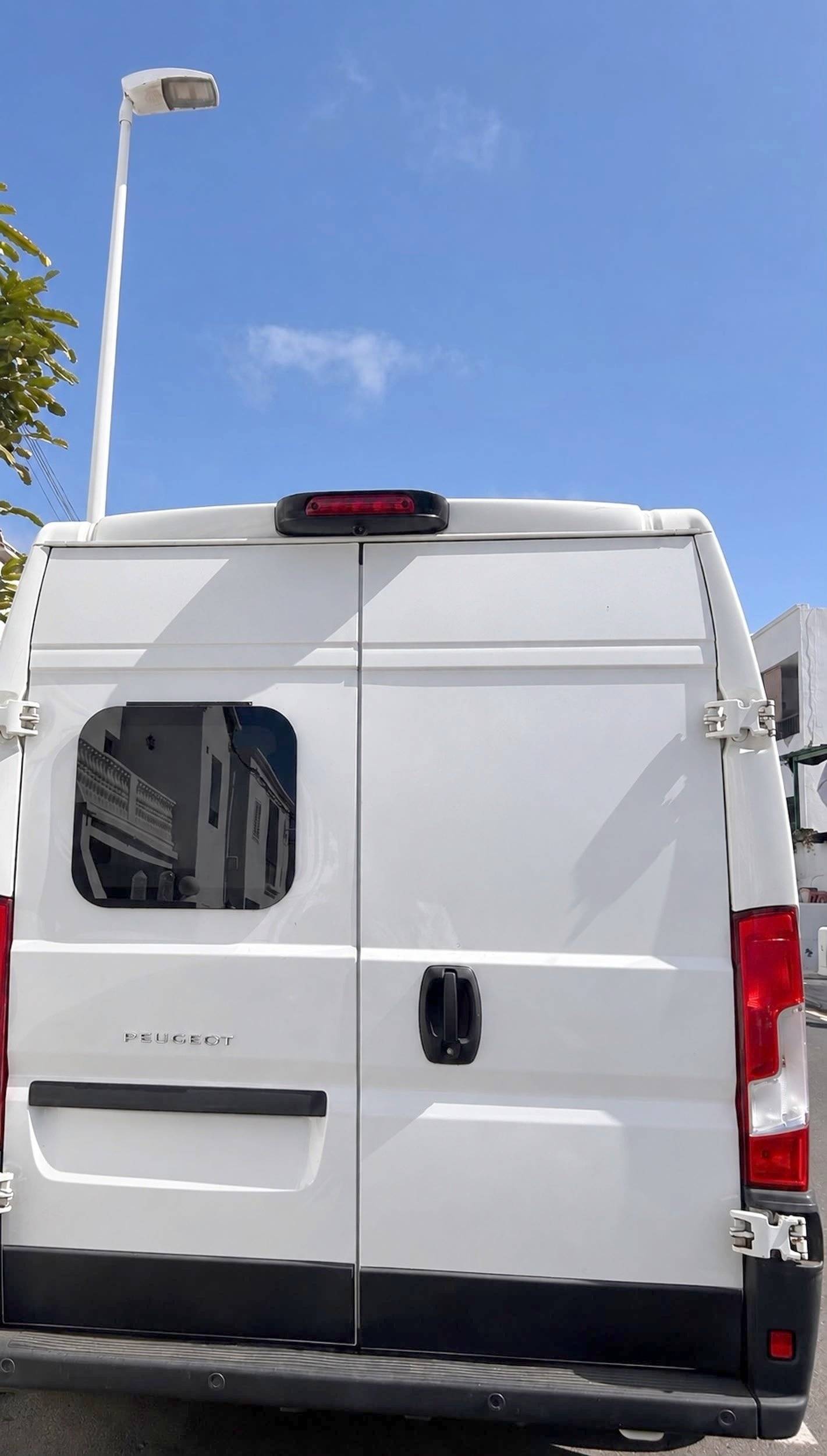 Peugeot Boxer 2,2 l hdi 130 ch
