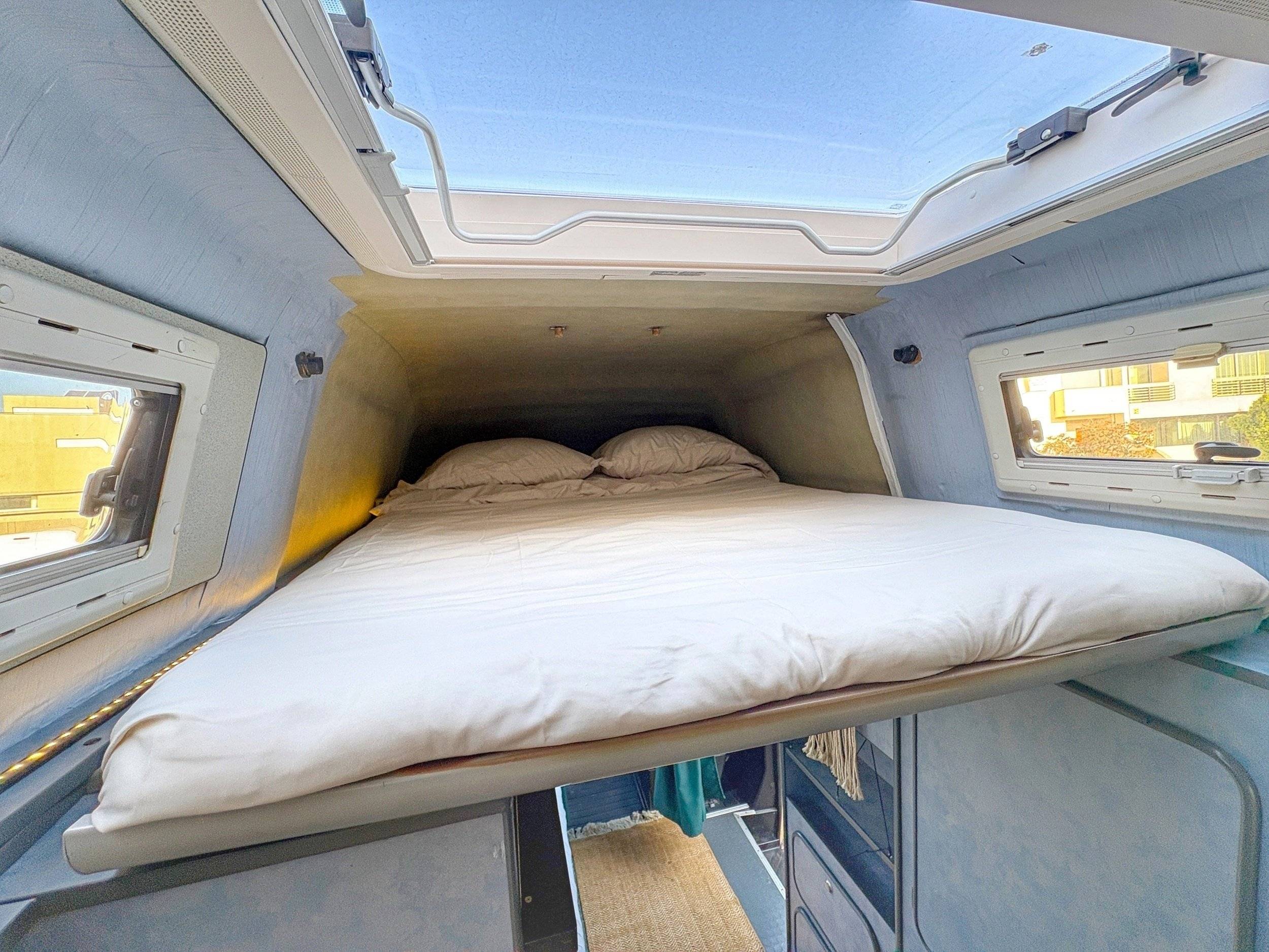 Slaapplaatsen Mercedes Mercedes Sprinter - Yescapa