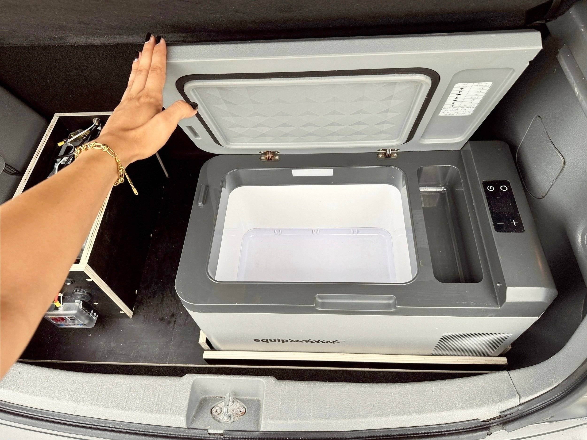 Coin repas Suzuki FOR ADVENTURE - Yescapa