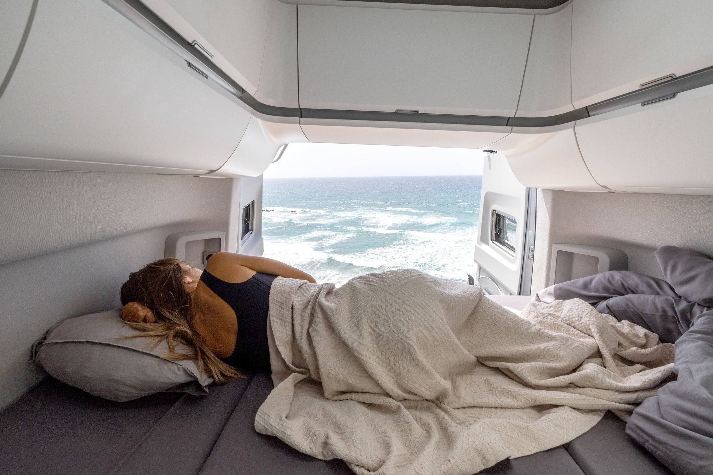 Volkswagen Grand California 600