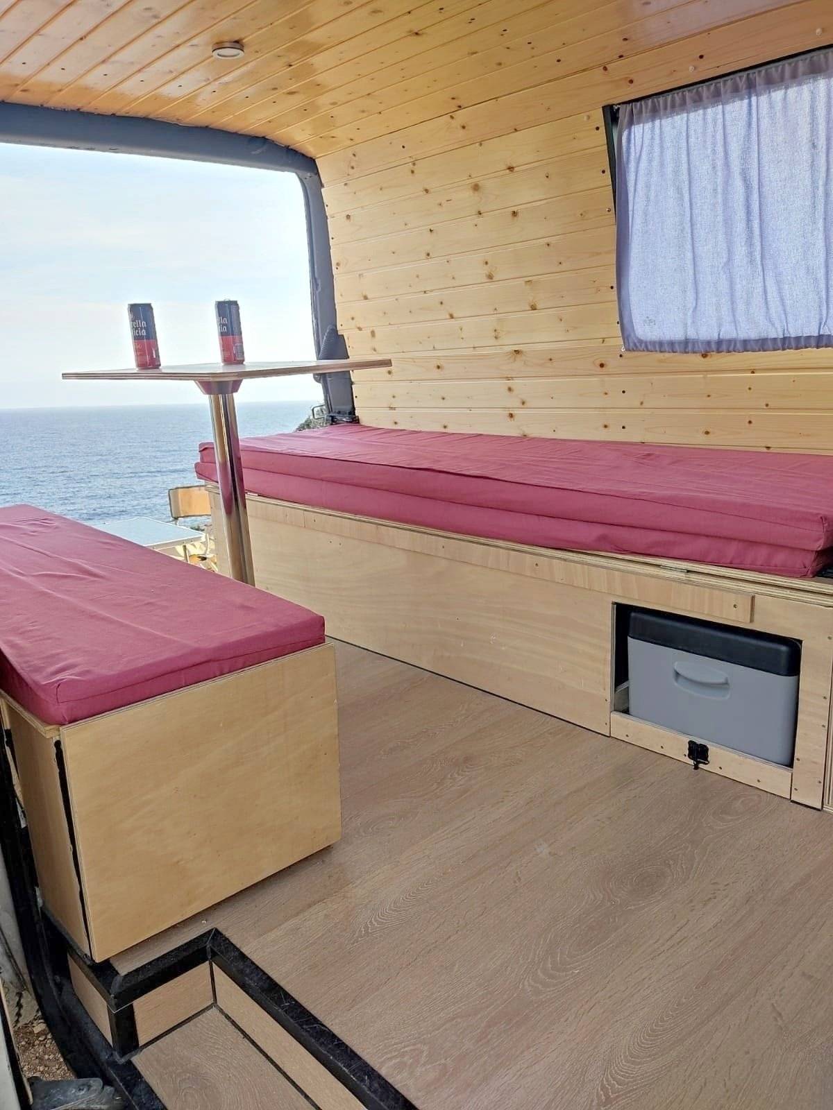 Coin repas Volkswagen Transporter t4 - Yescapa