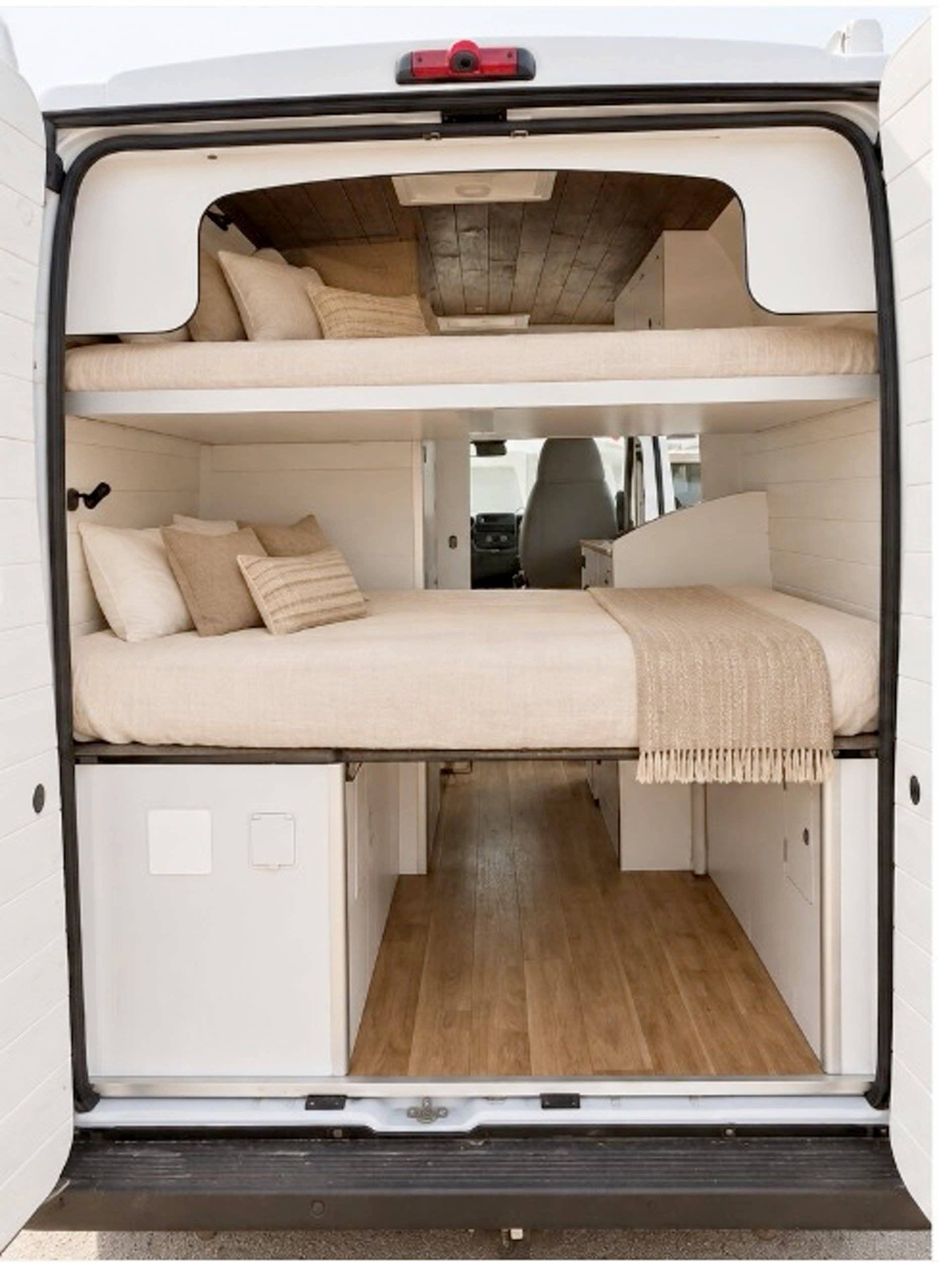 Schlafplätze Peugeot Boxer 333 L2H2 - Yescapa