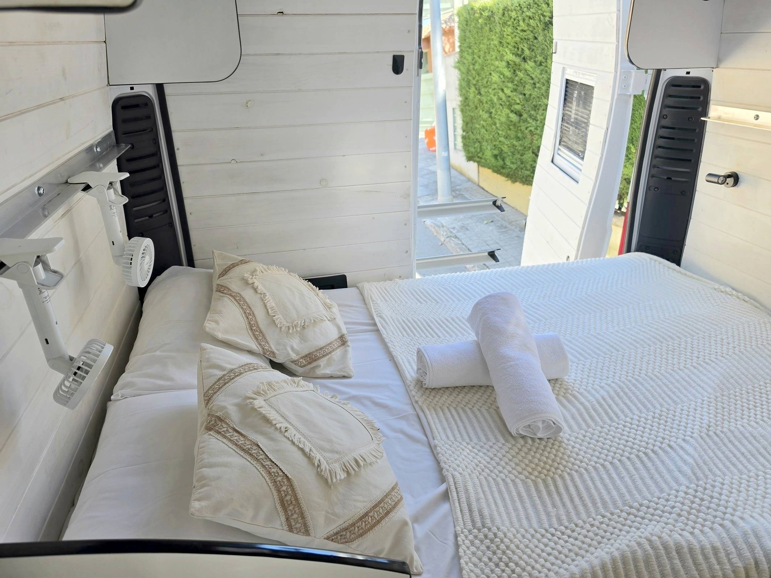 Couchages Peugeot Boxer - Yescapa
