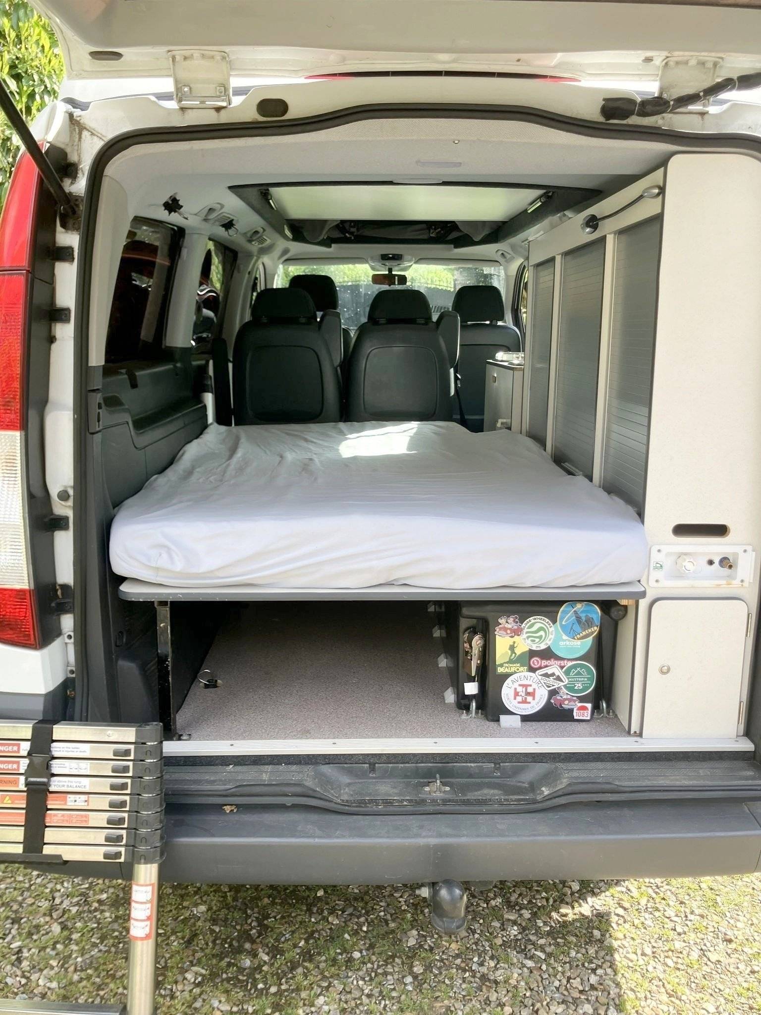 Schlafplätze Mercedes VITO 113 CDI - Yescapa