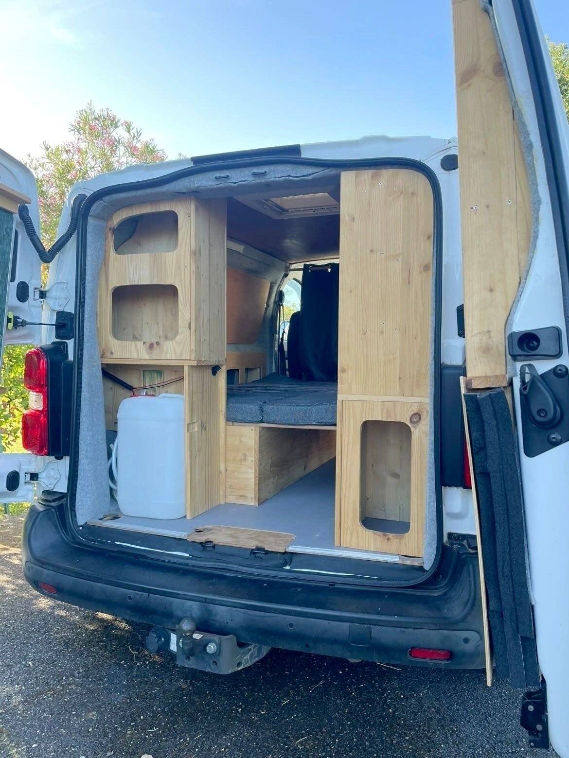 Cabina de condução Peugeot Expert 1,6 l 115 ch - Yescapa