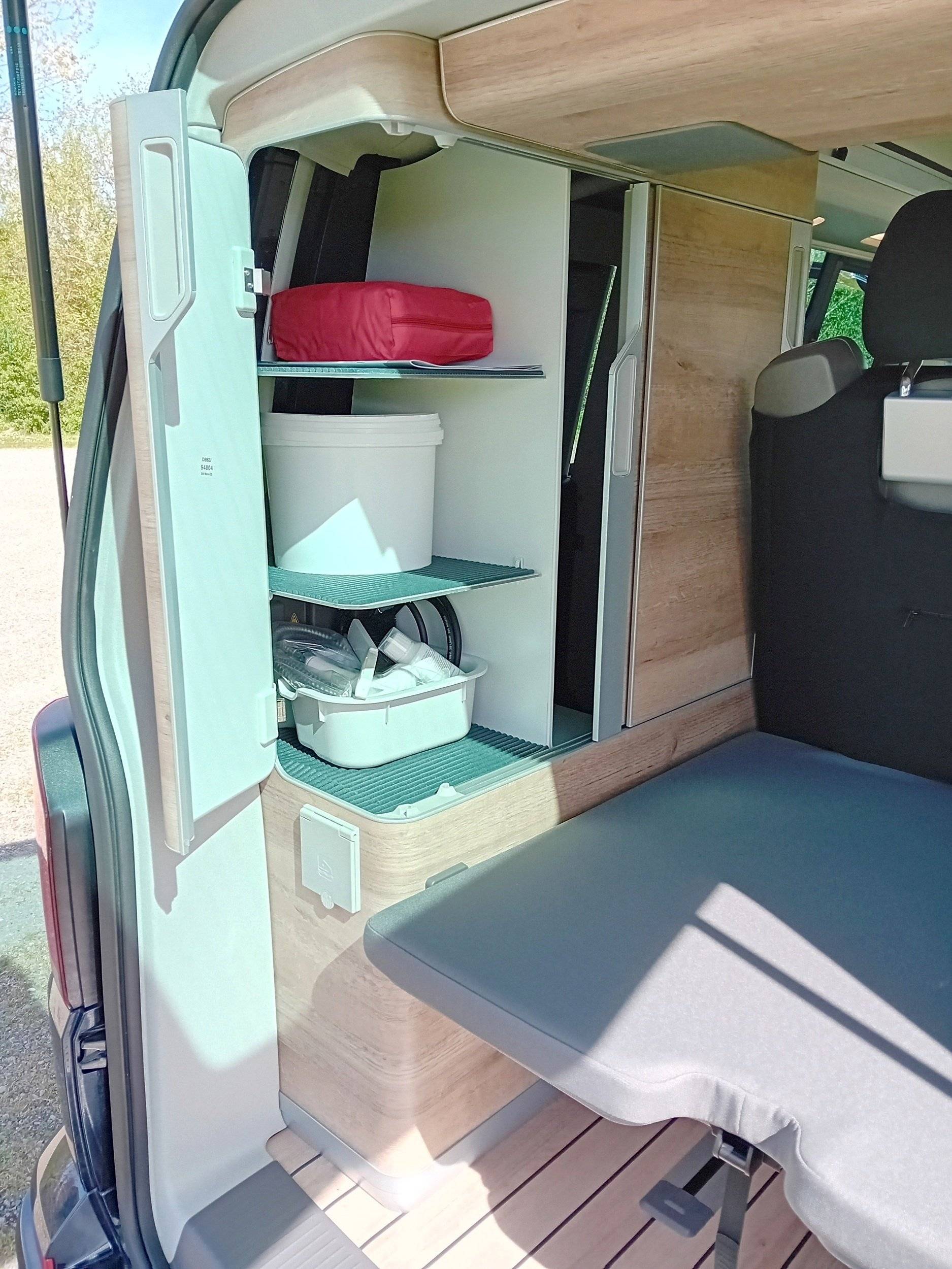 Volkswagen Volkswagen T6.1 California COAST