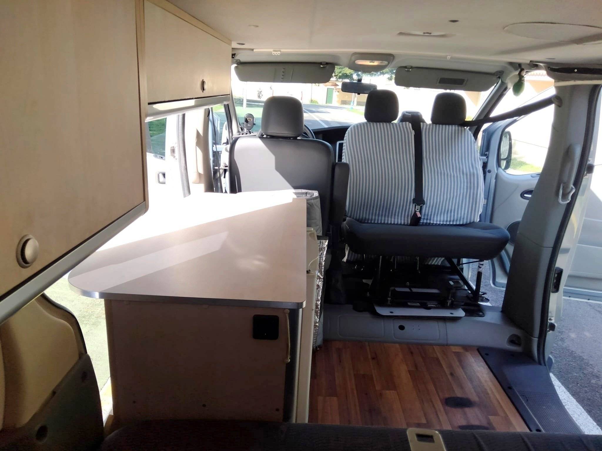 Renault Trafic L2H1 2 l 120 ch