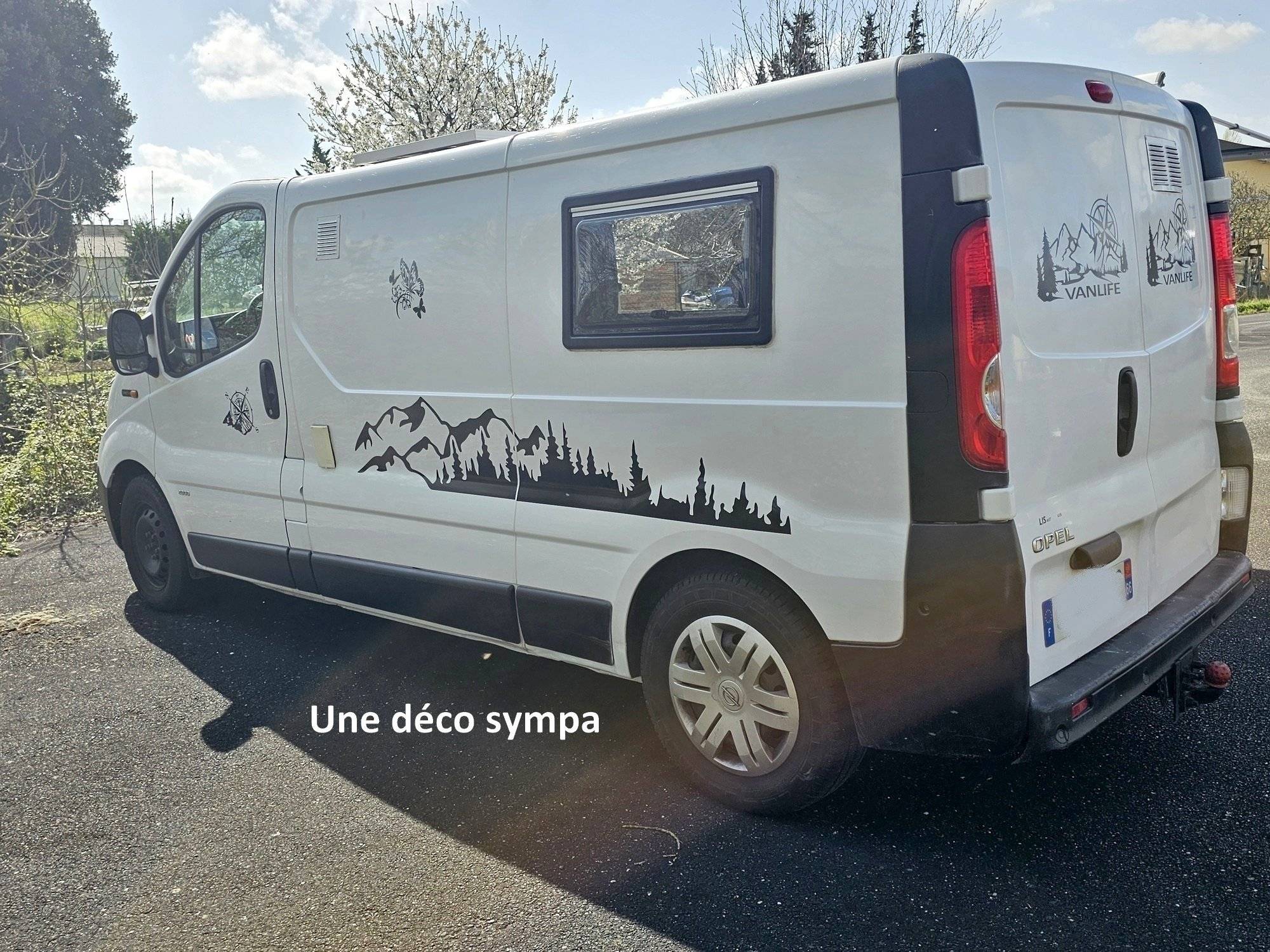 Opel Vivaro 115ch
