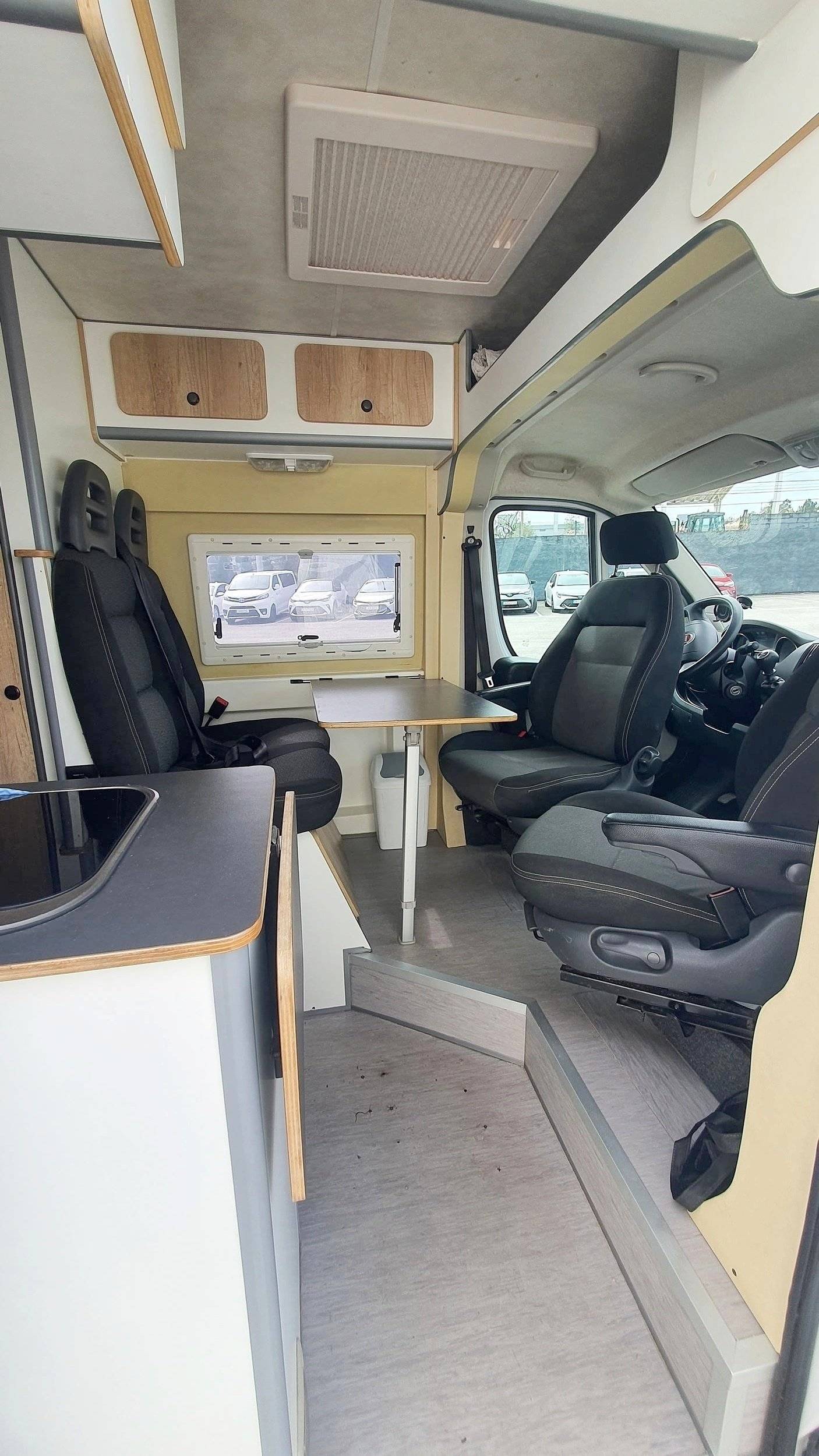 Camper Track 2,0 l 115 ch