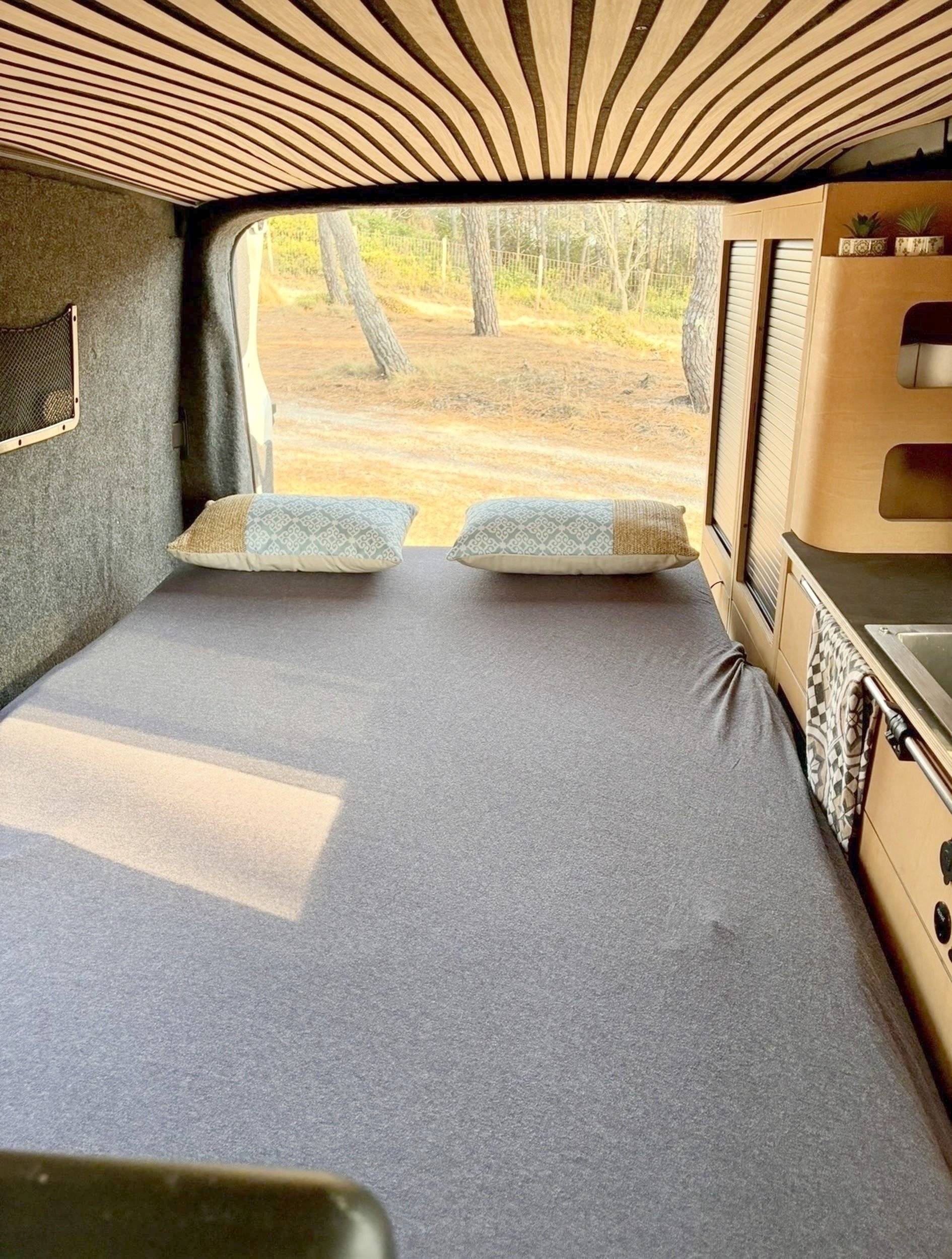 Concept Van Loisirs Expert 180 ch eat8