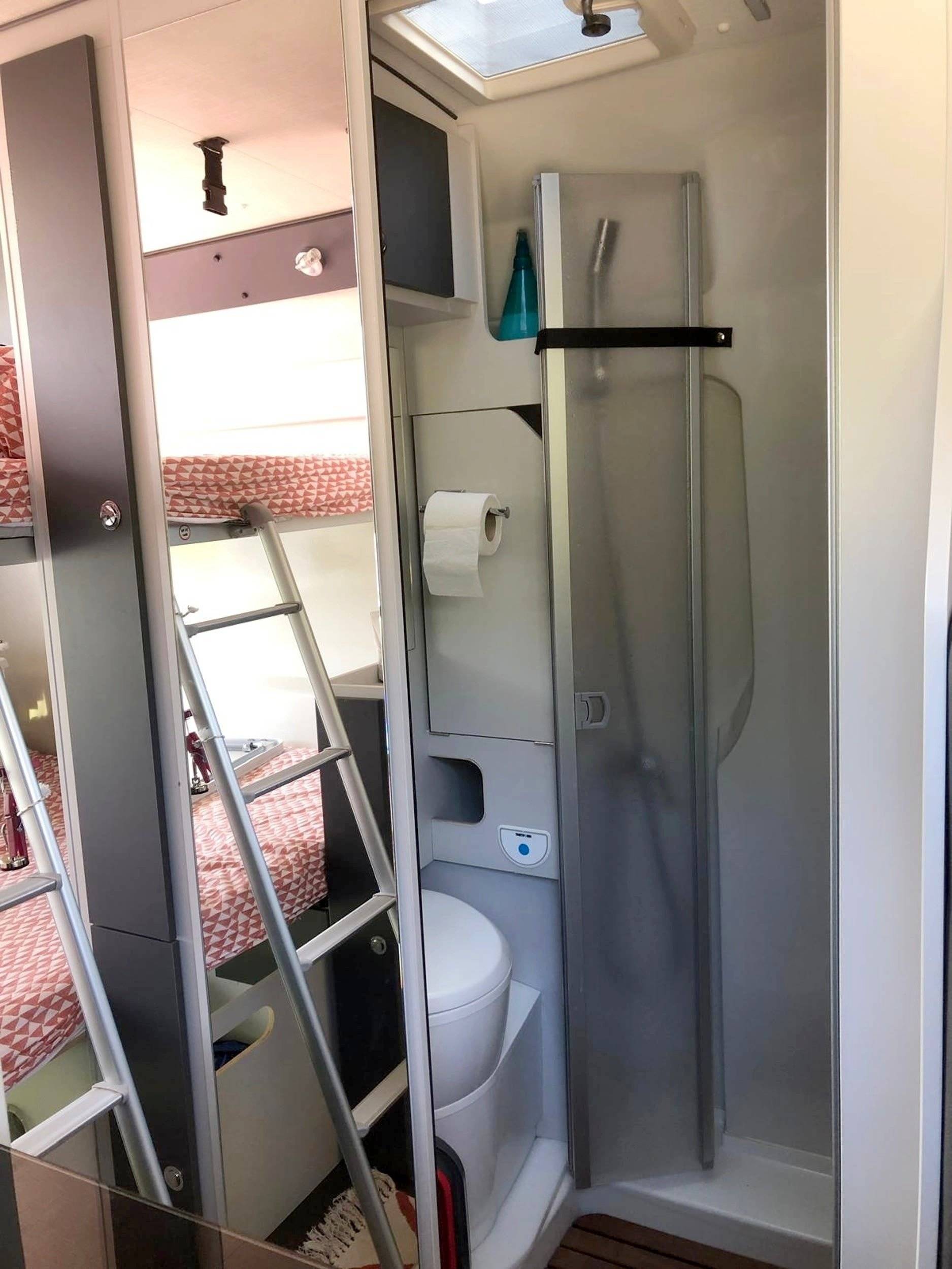 Font Vendôme Leader Van Duo