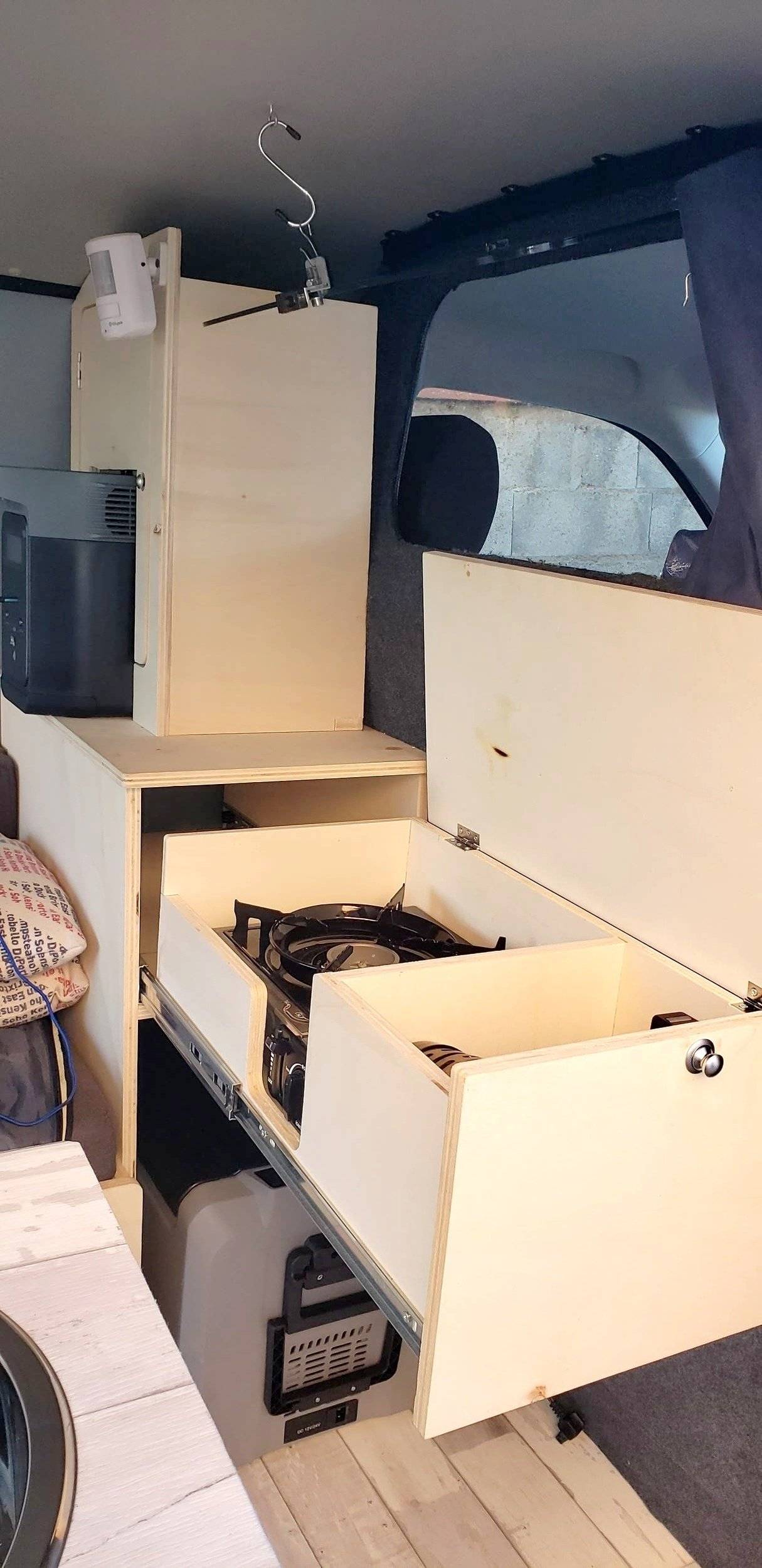 Couchages Volkswagen Transporter T6.1  2,0 l 150ch DSG7 - Yescapa
