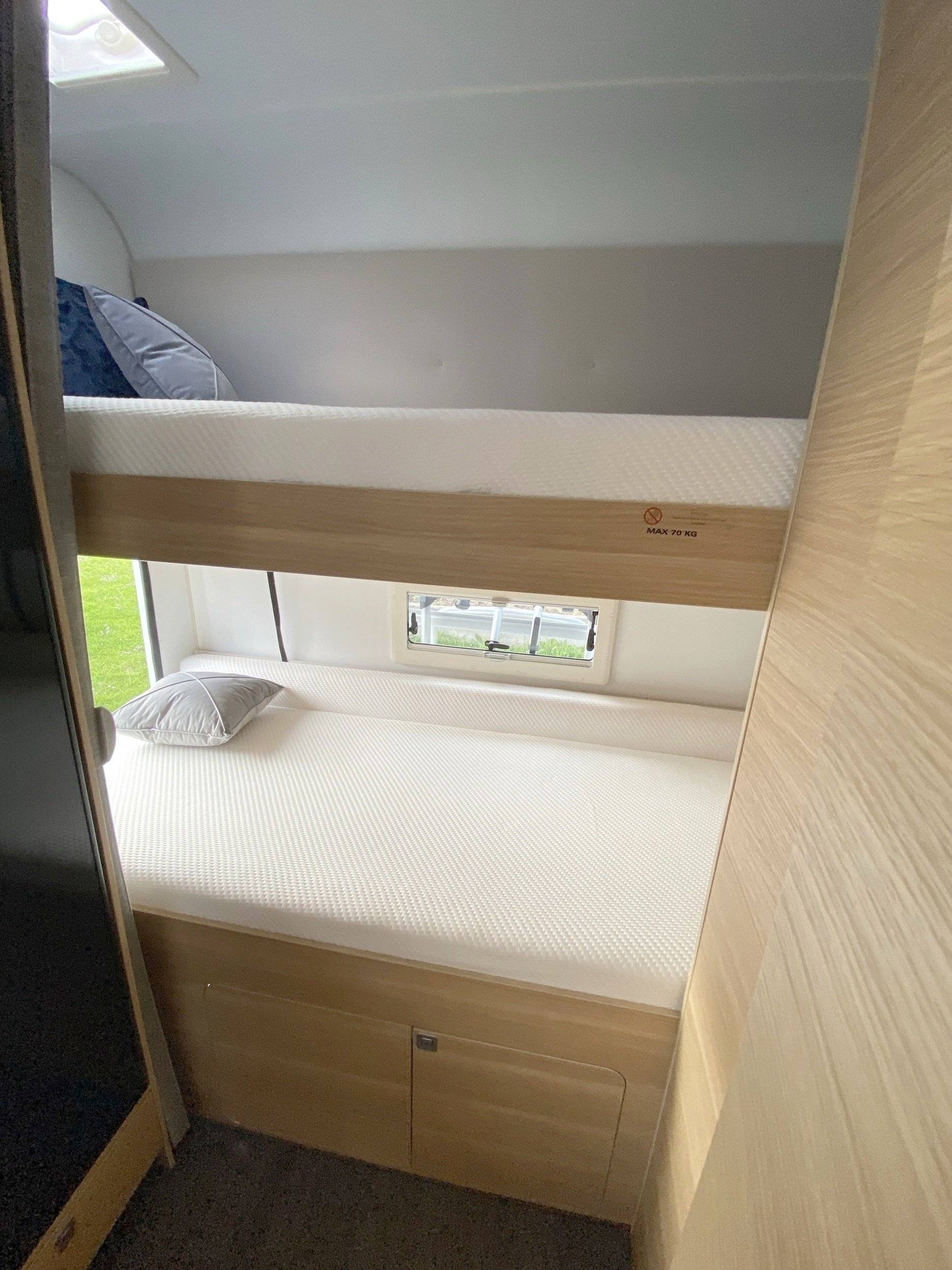 Adria Coral XL Axess 650 