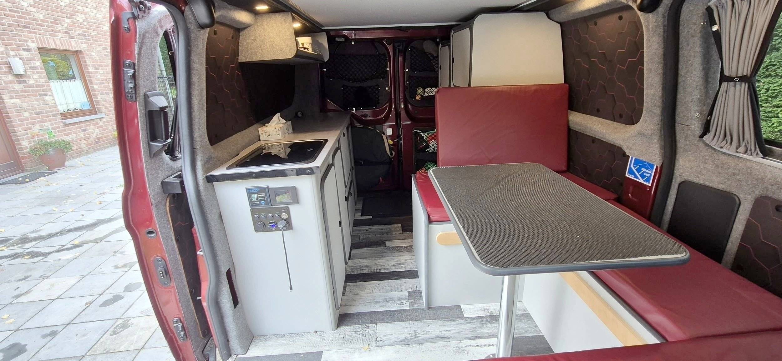 Ford Custom 2,0 l 130 ch