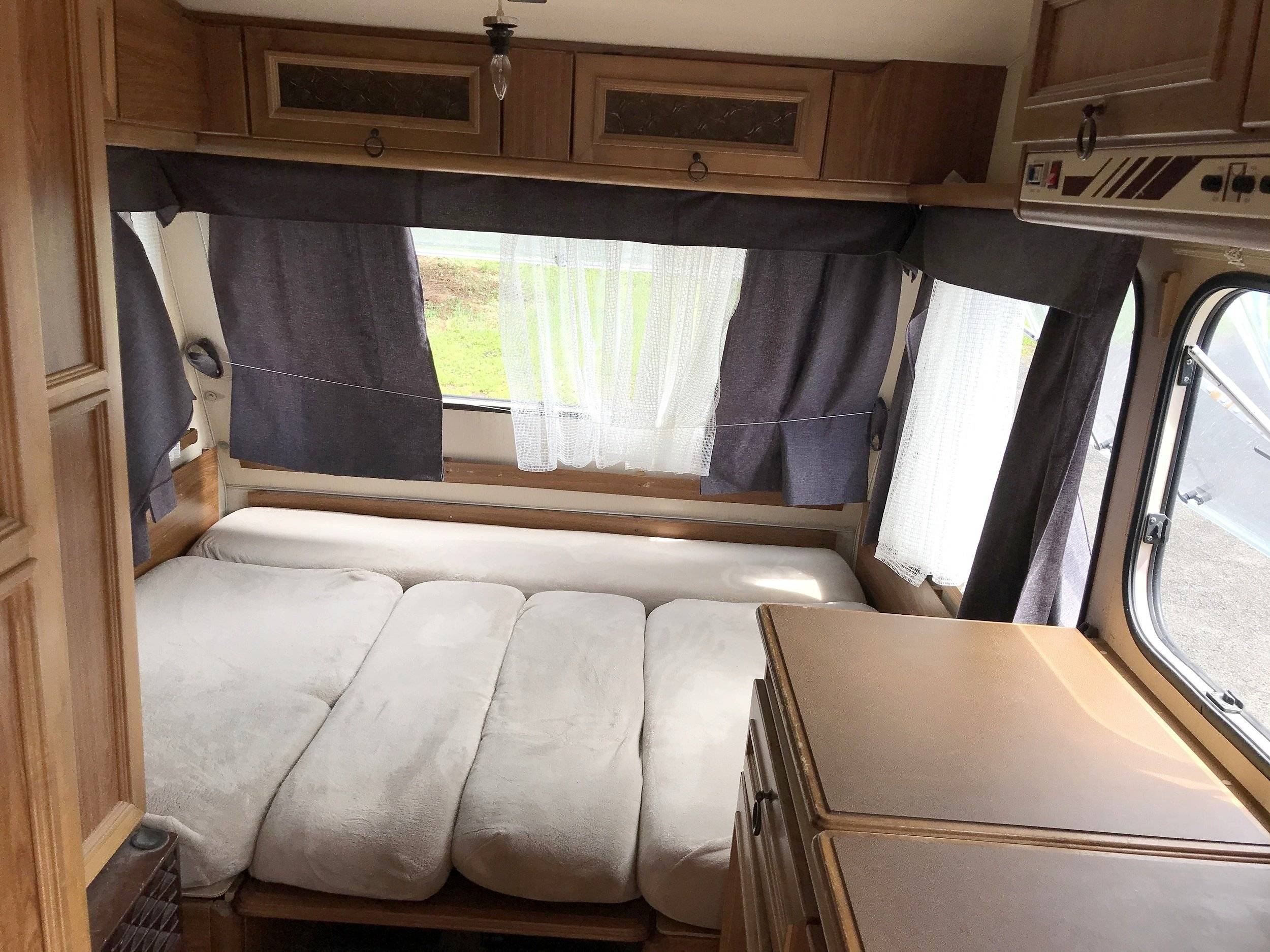 Berth ADRIA - Yescapa