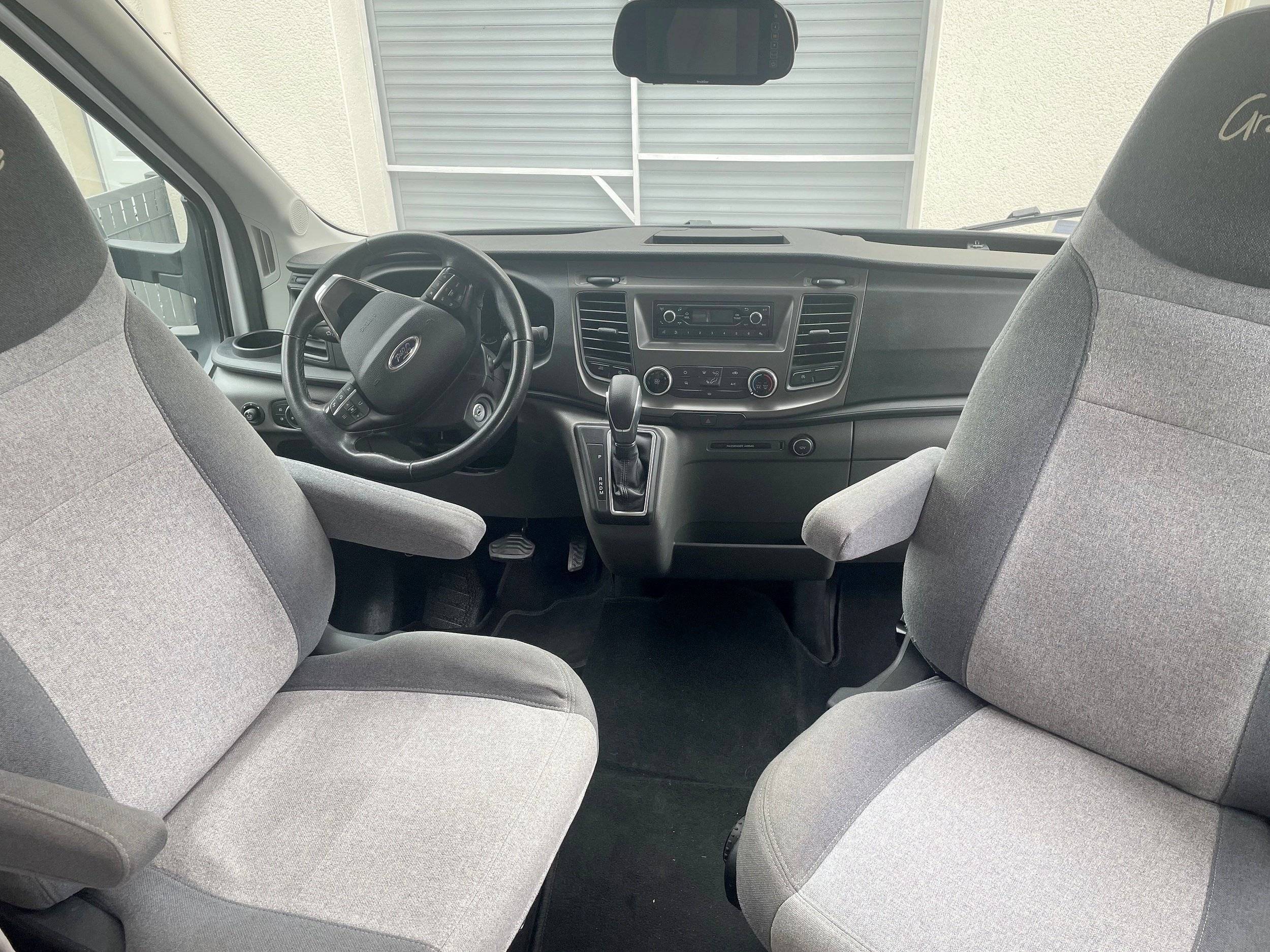 Challenger 348 XLB Graphite