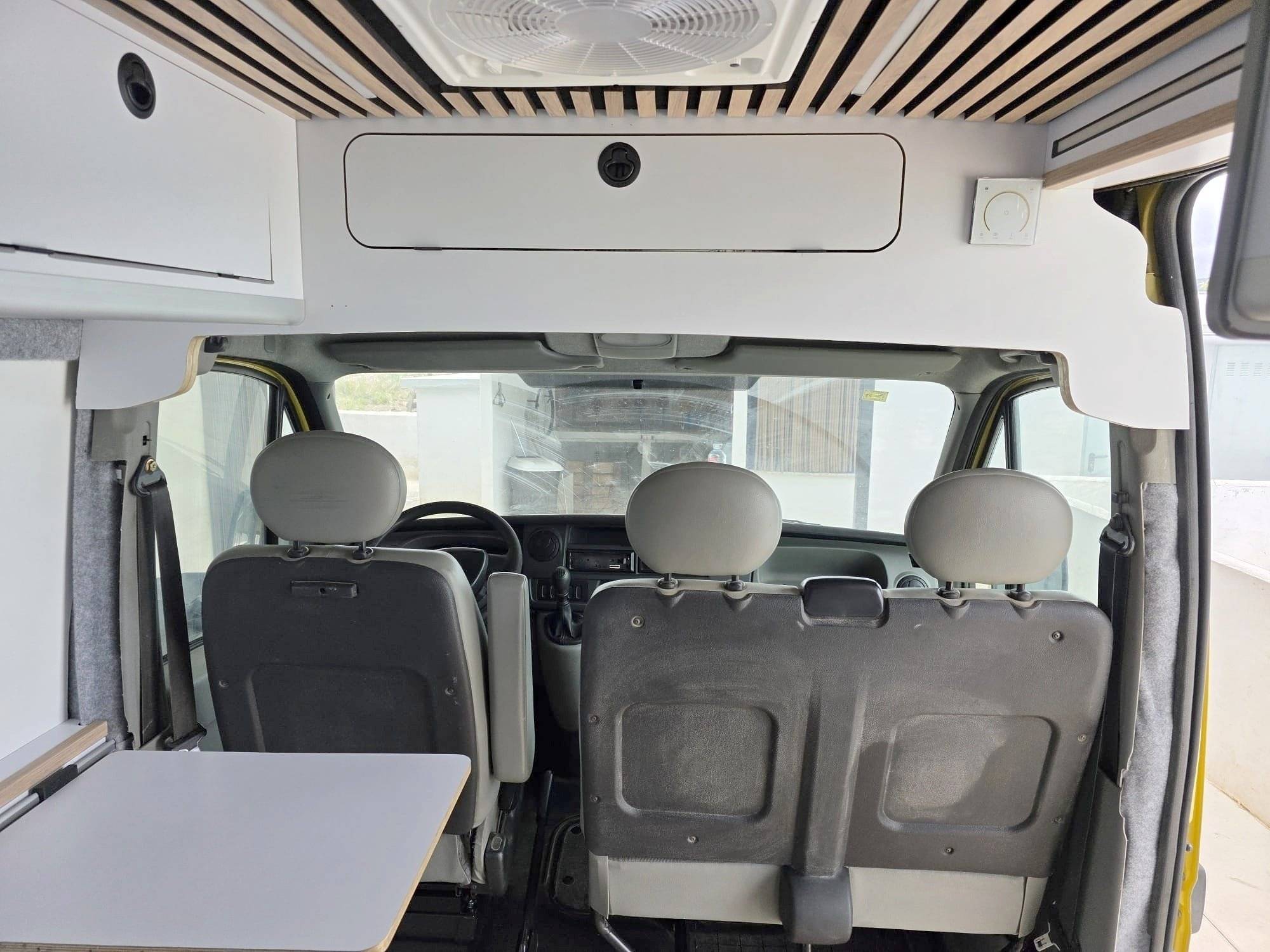 Letti Renault Master 2,5 l dCi 120 ch. - Yescapa