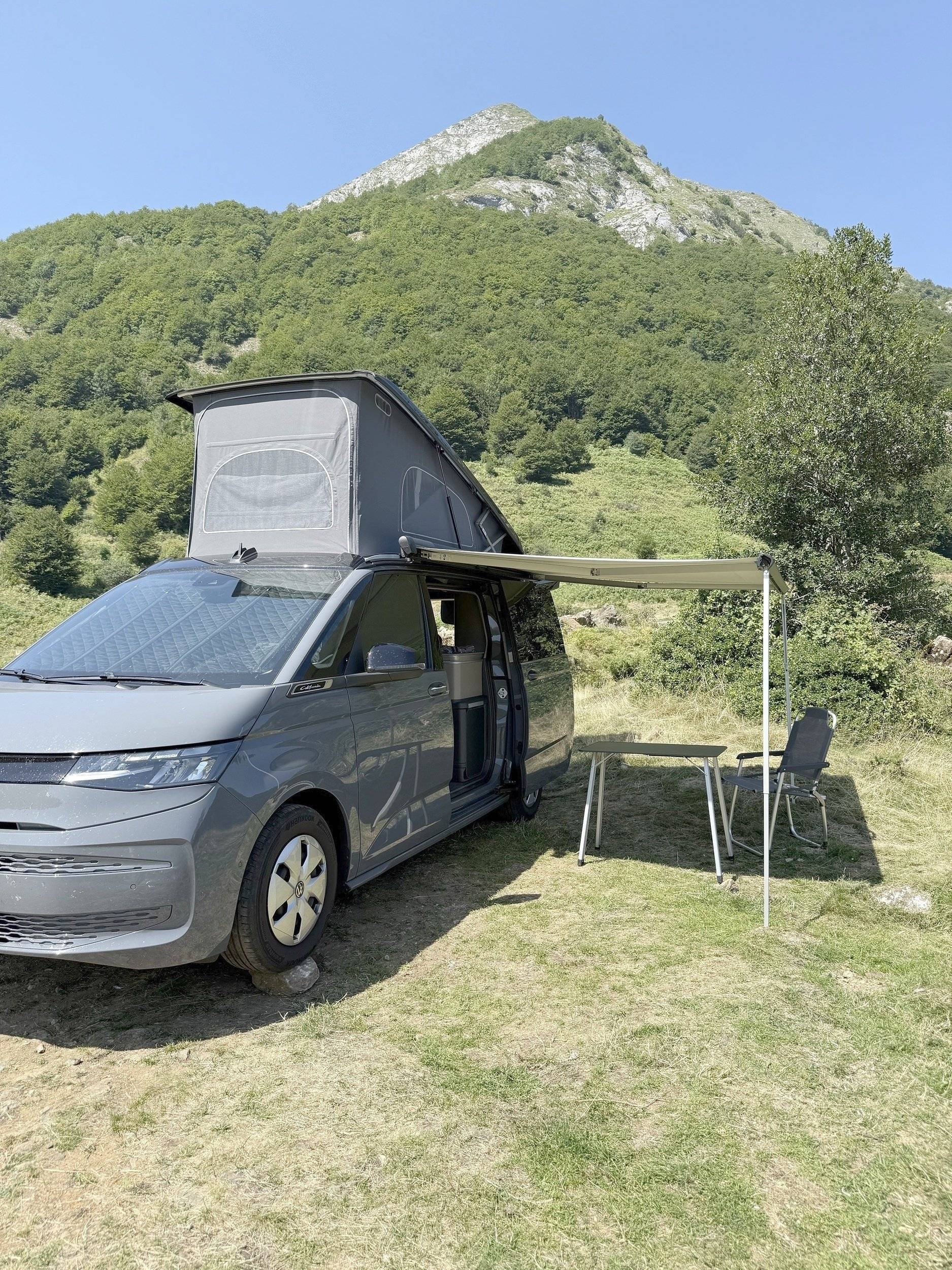 Voorkant 3/4 Volkswagen California - Yescapa