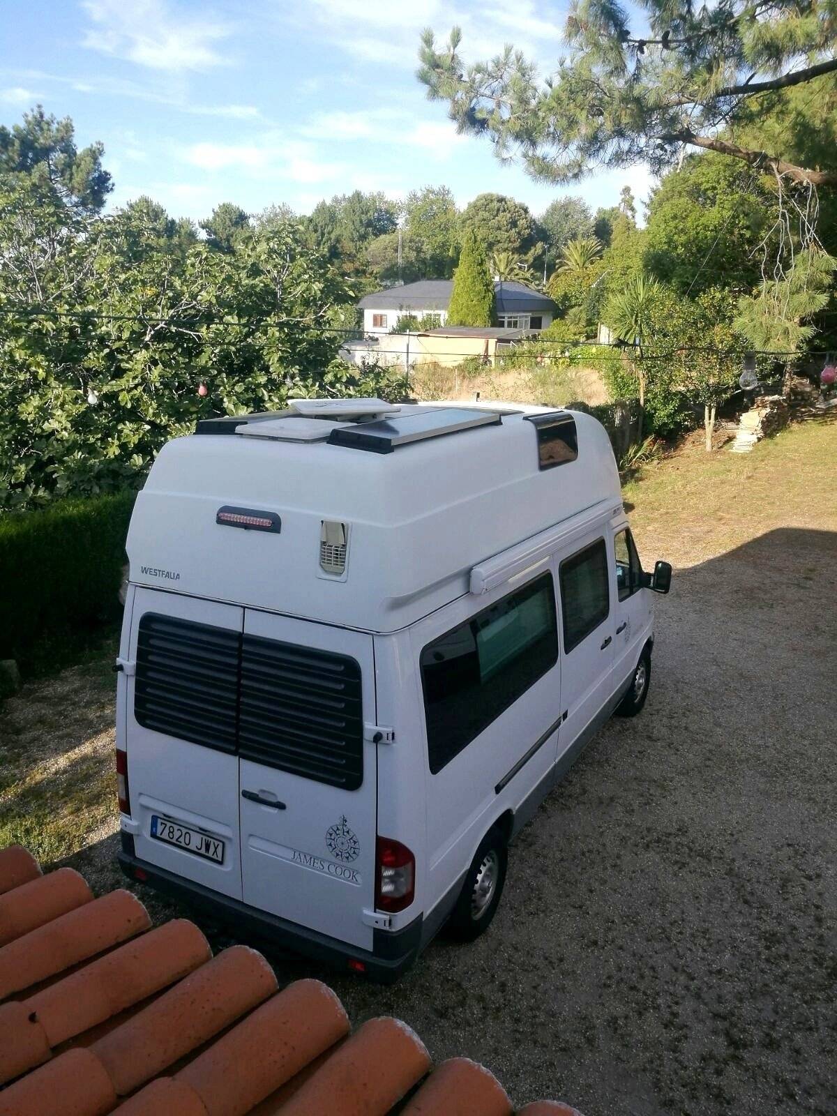 Mercedes Sprinter James Cook