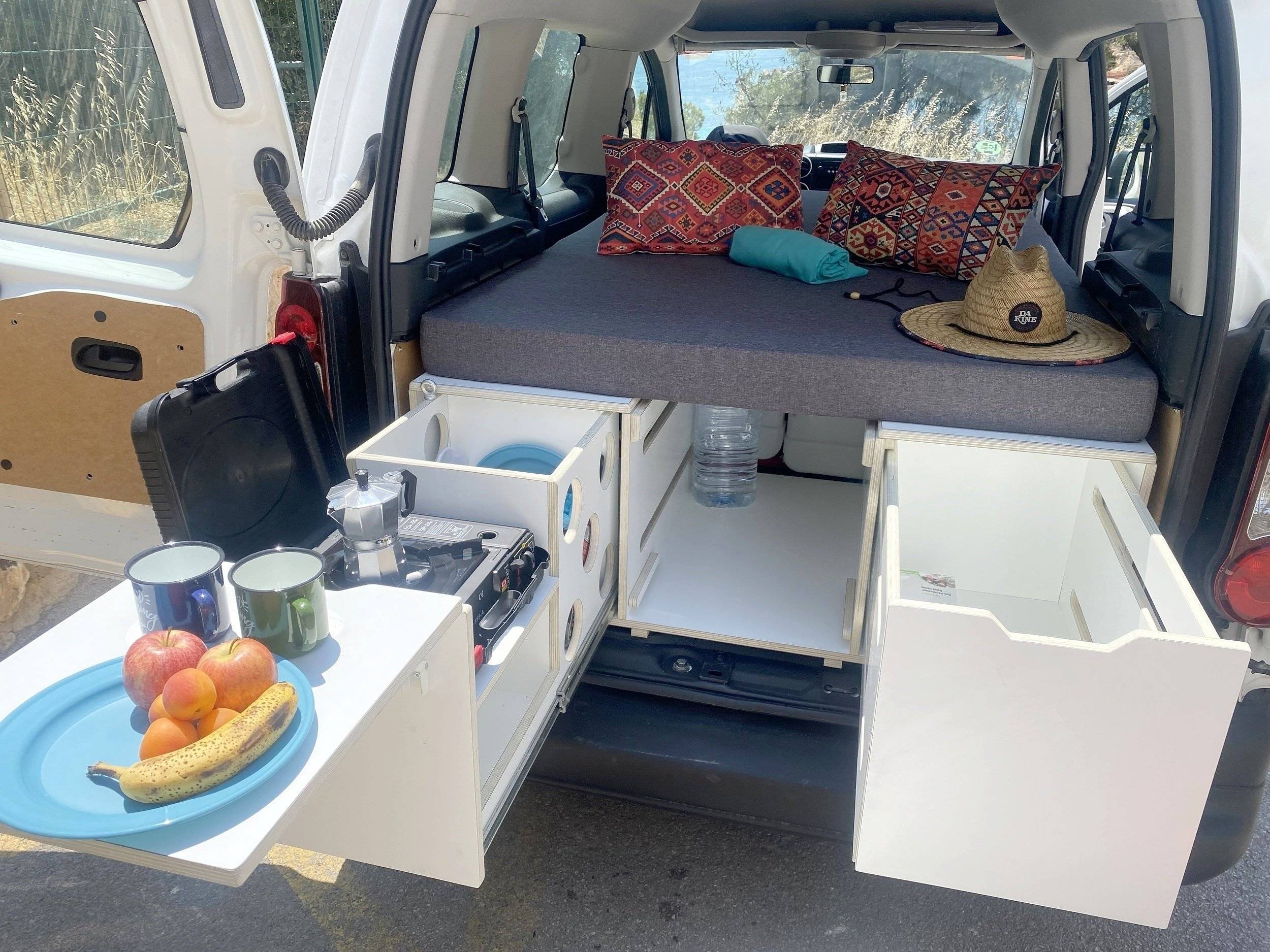 Coin cuisine Citroën Berlingo - Yescapa