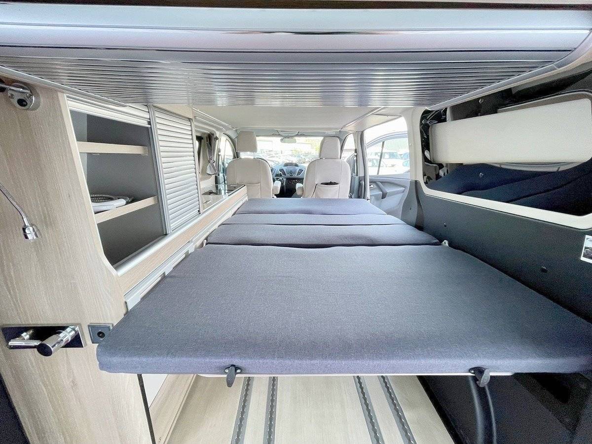 Schlafplätze Ford FORD TRANSIT - Yescapa